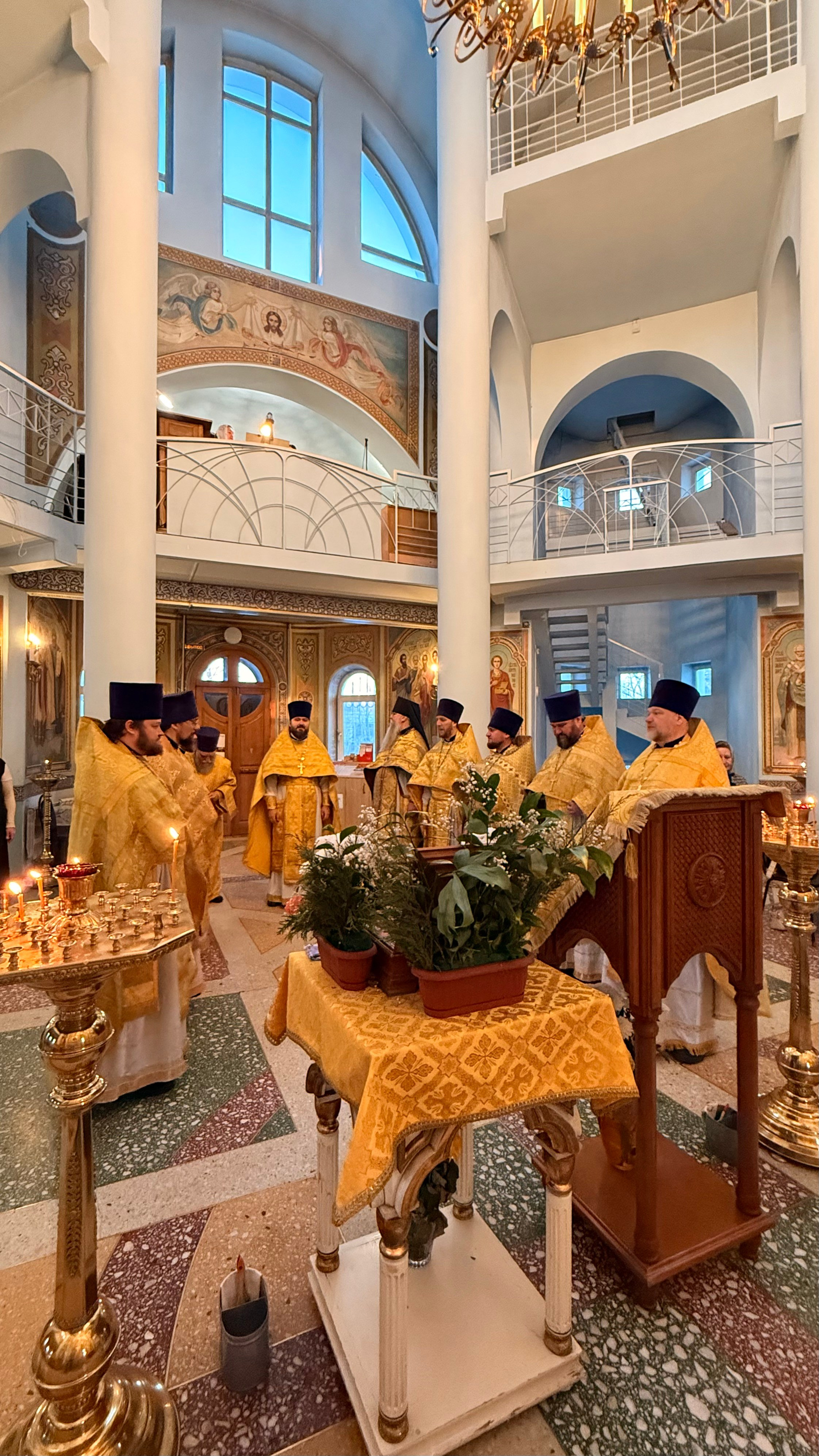 Соборная Божественная литургия духовенства Саратовского Юго-Западного благочиния. Саратовское Юго-Западное благочиние