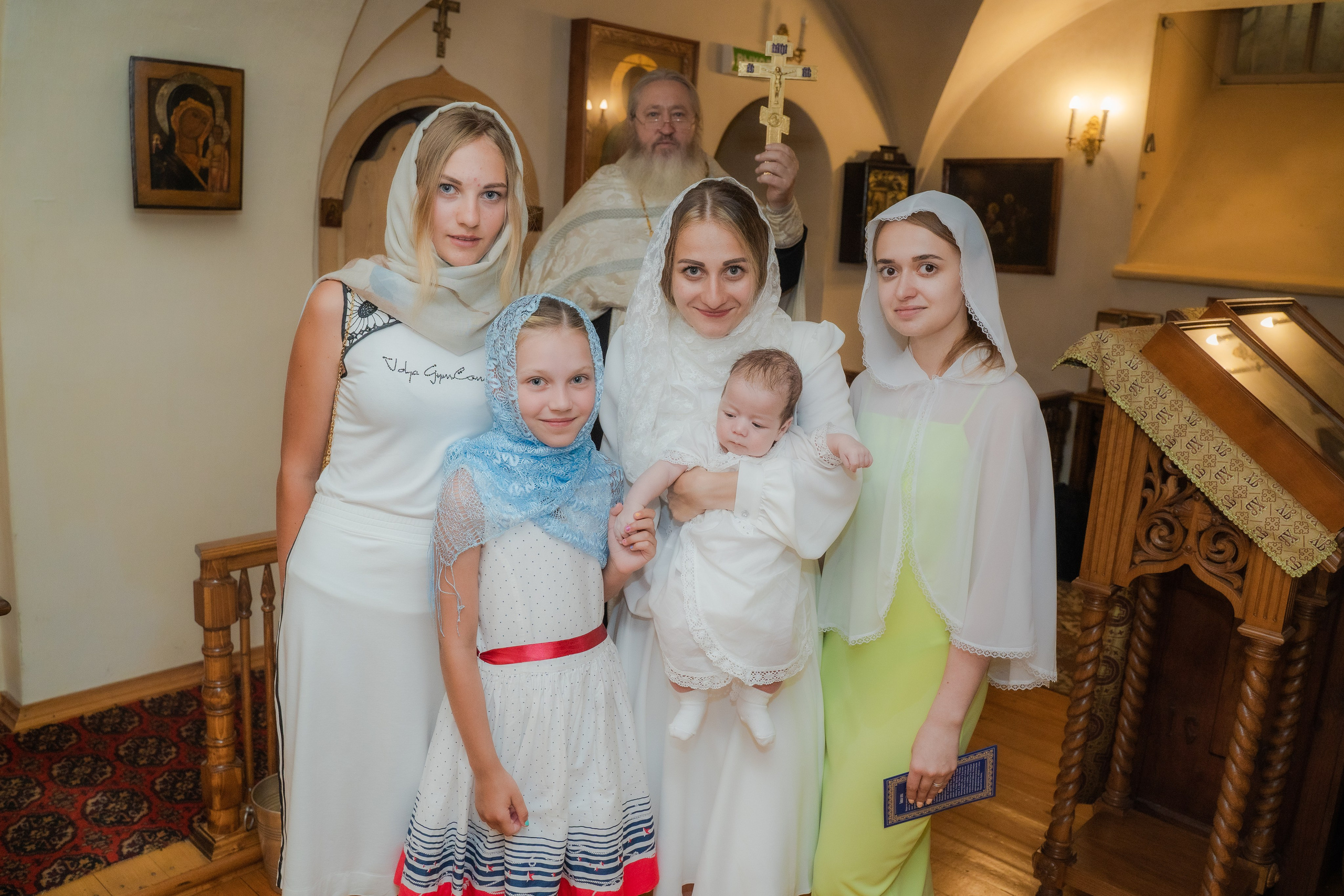 Фотосъемка крещения в Москве — сохранить таинство и создать фотокнигу