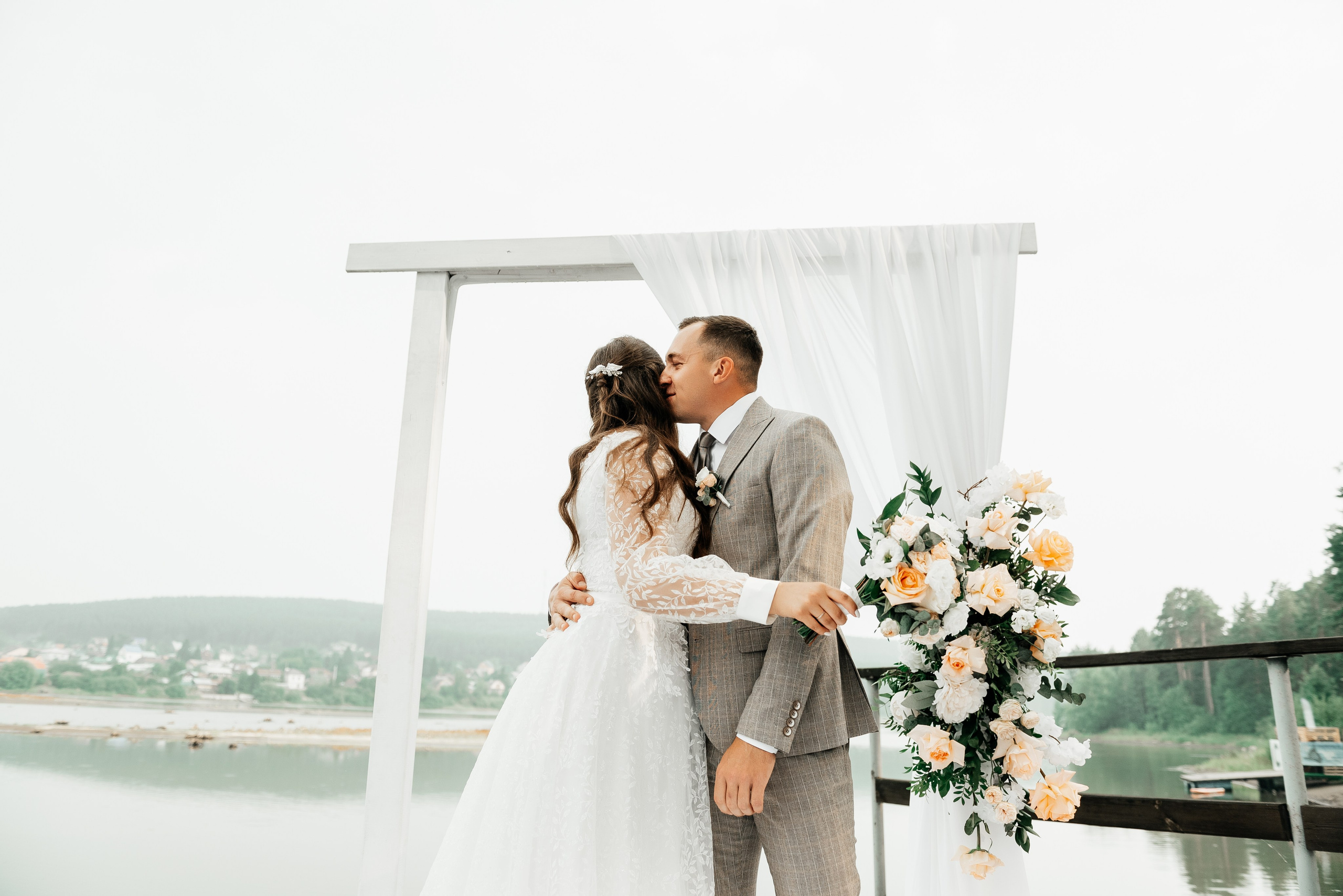 Свадебный фотограф в Екатеринбурге. Свадебная фотосъемка. Свадебный фотограф в Екатеринбурге