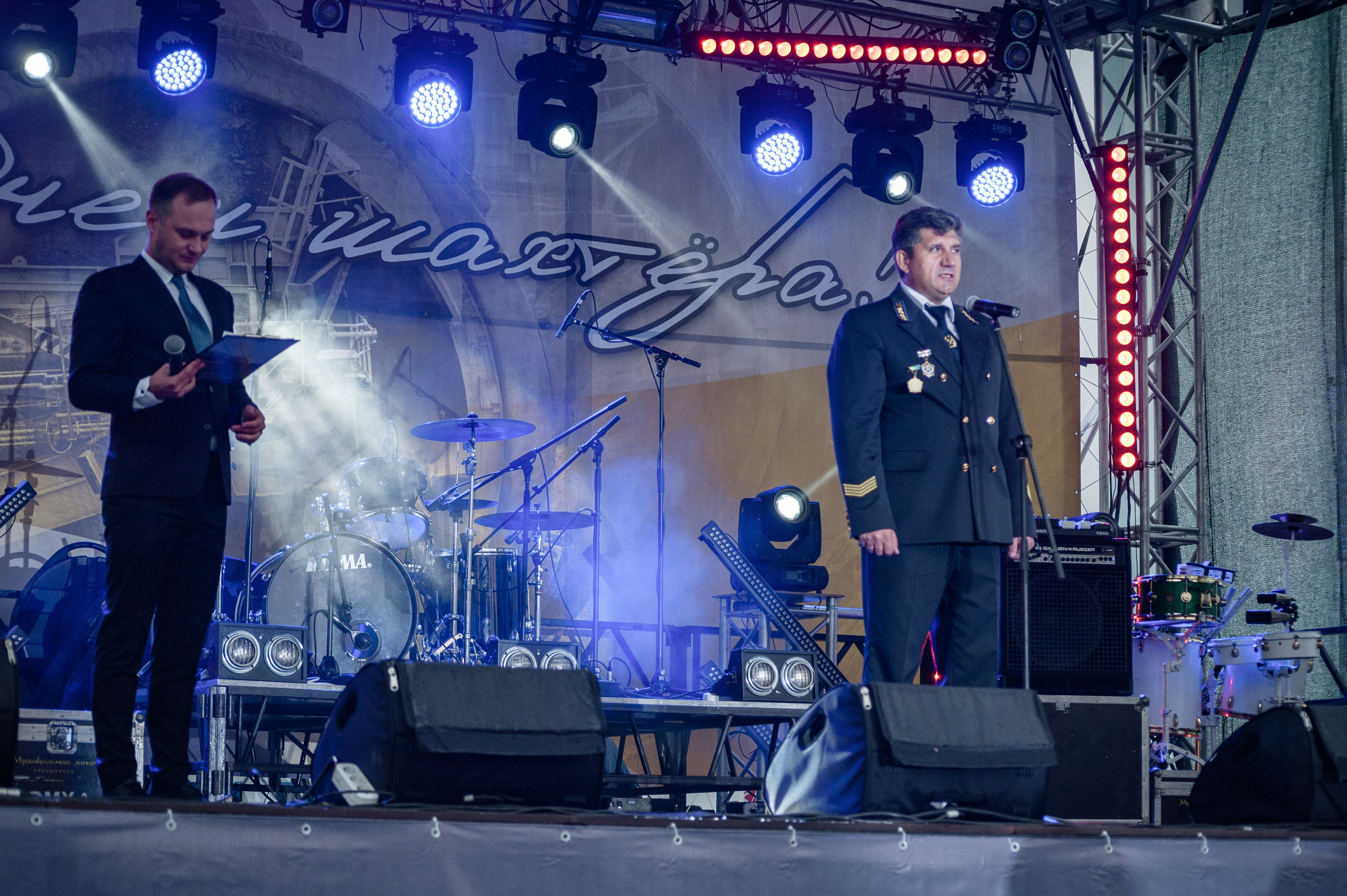 ВЗРОСЛЫЙ РЕПОРТАЖ. Приветствую! Меня зовут Александра, я занимаюсь репортажной и предметной съемкой в Красноярске