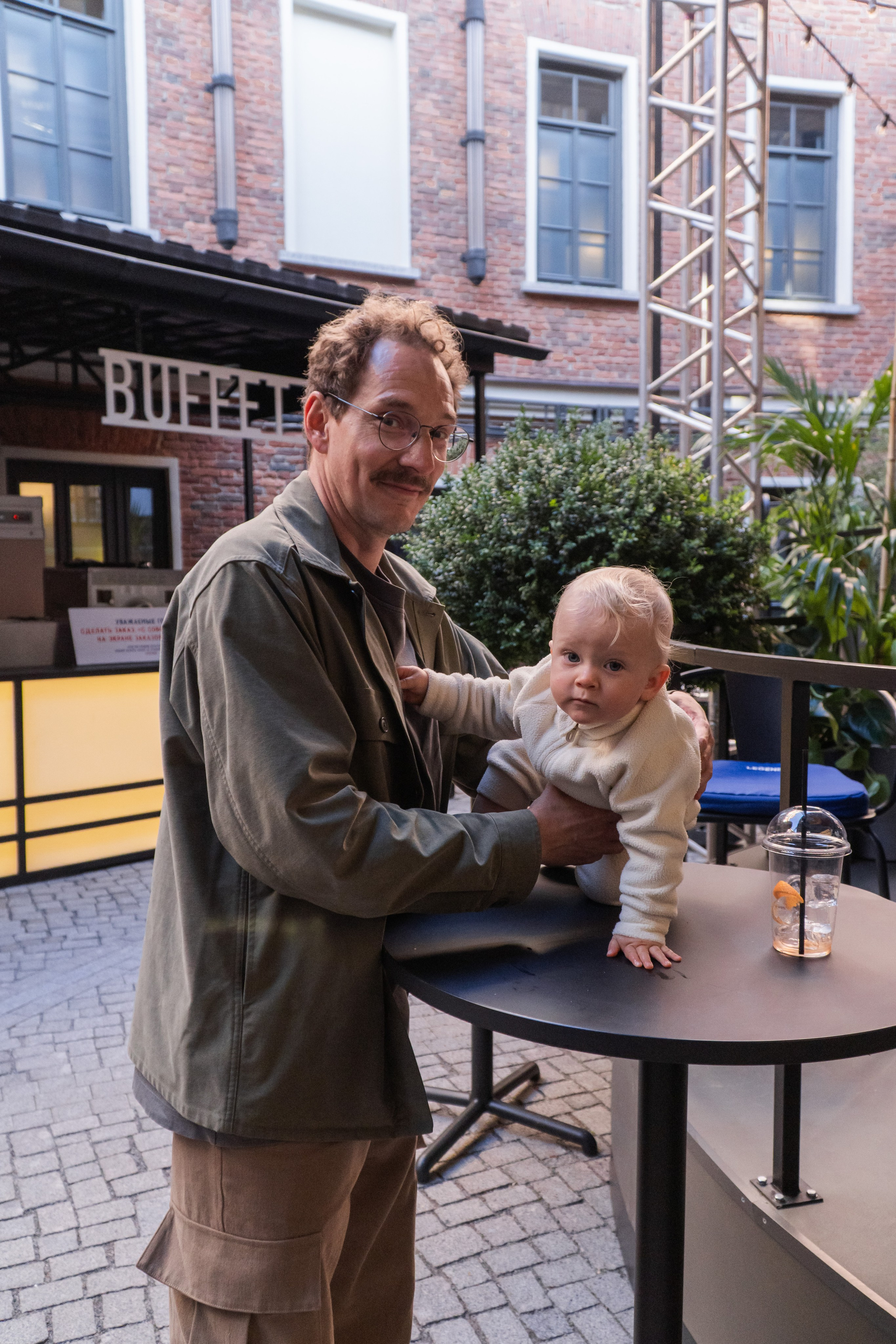 Квадрат: badtheatre. Фотограф в Санкт-Петербурге Авдотья Благовещенская