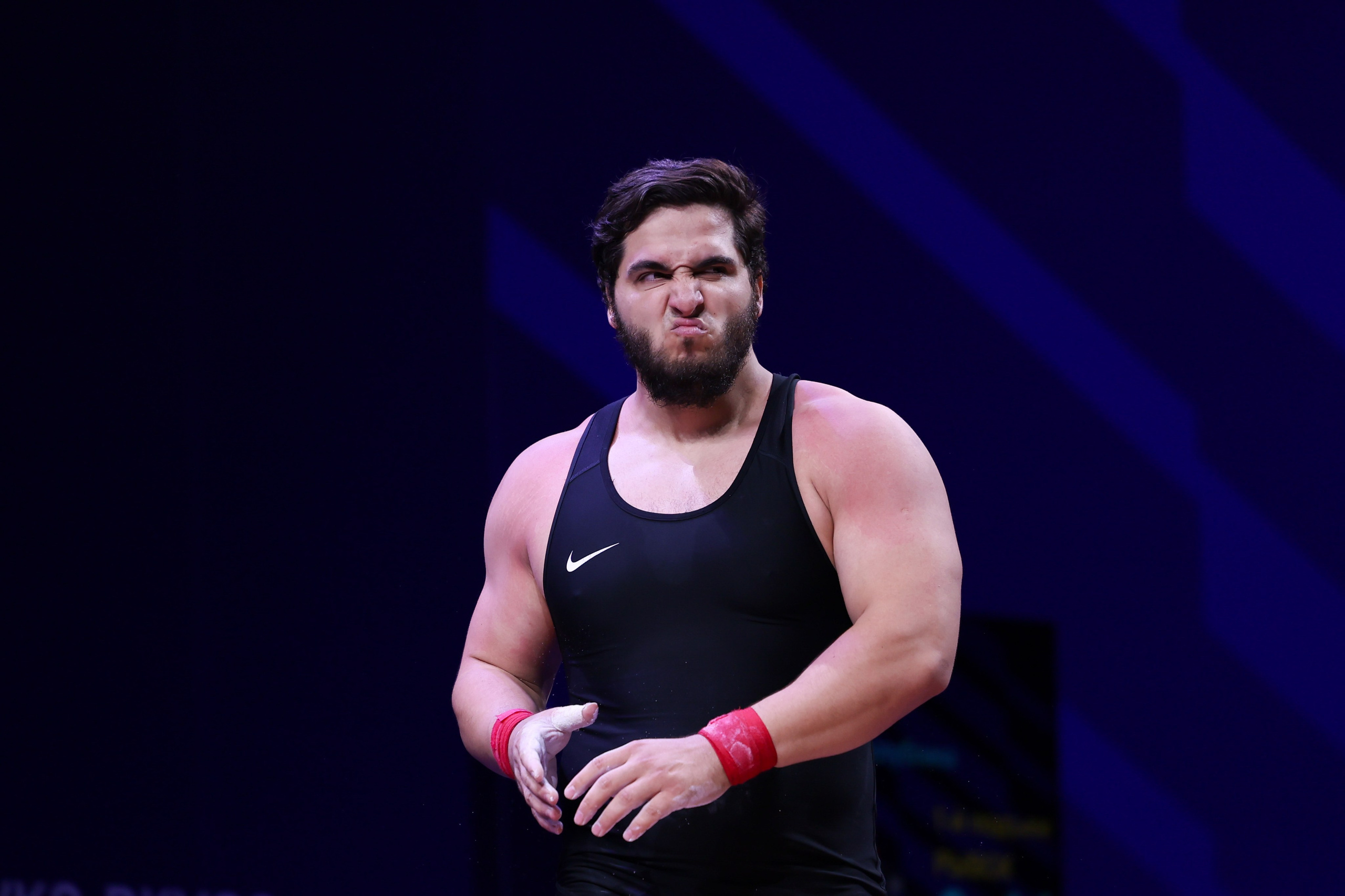 Чемпионат России по тяжелой атлетике 2025. Спортивный и репортажный фотограф Антон Тереханов