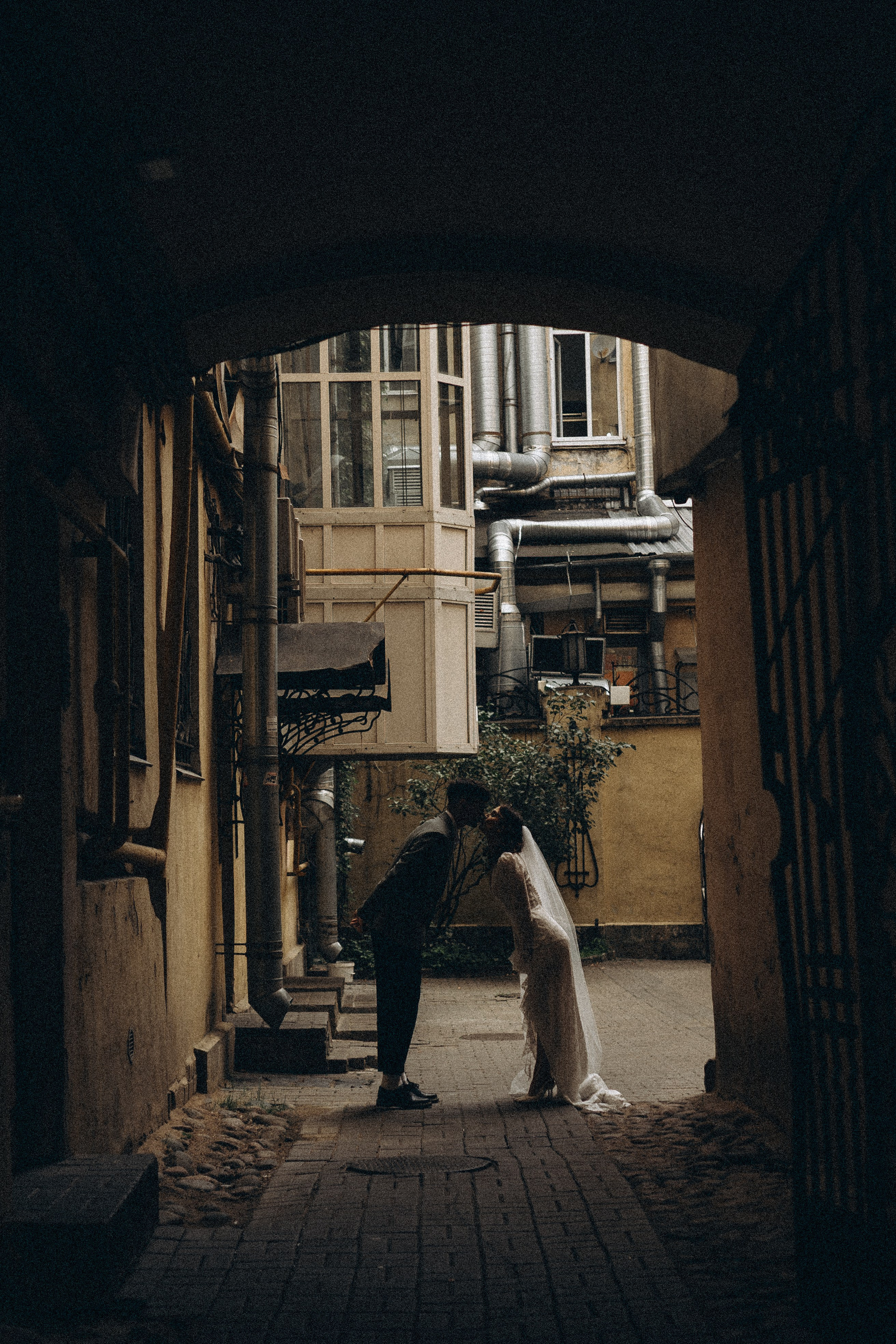 СВАДЕБНАЯ ПРОГУЛКА ВОЗЕ ИСАИКЕВСКОГО СОБОРА АСТОРИИ И ЗАКОНОДАЛЕТНОГО СОБРАНИЯ. Профессиональный фотограф, Санкт-Петербург — Виктория Богомолова