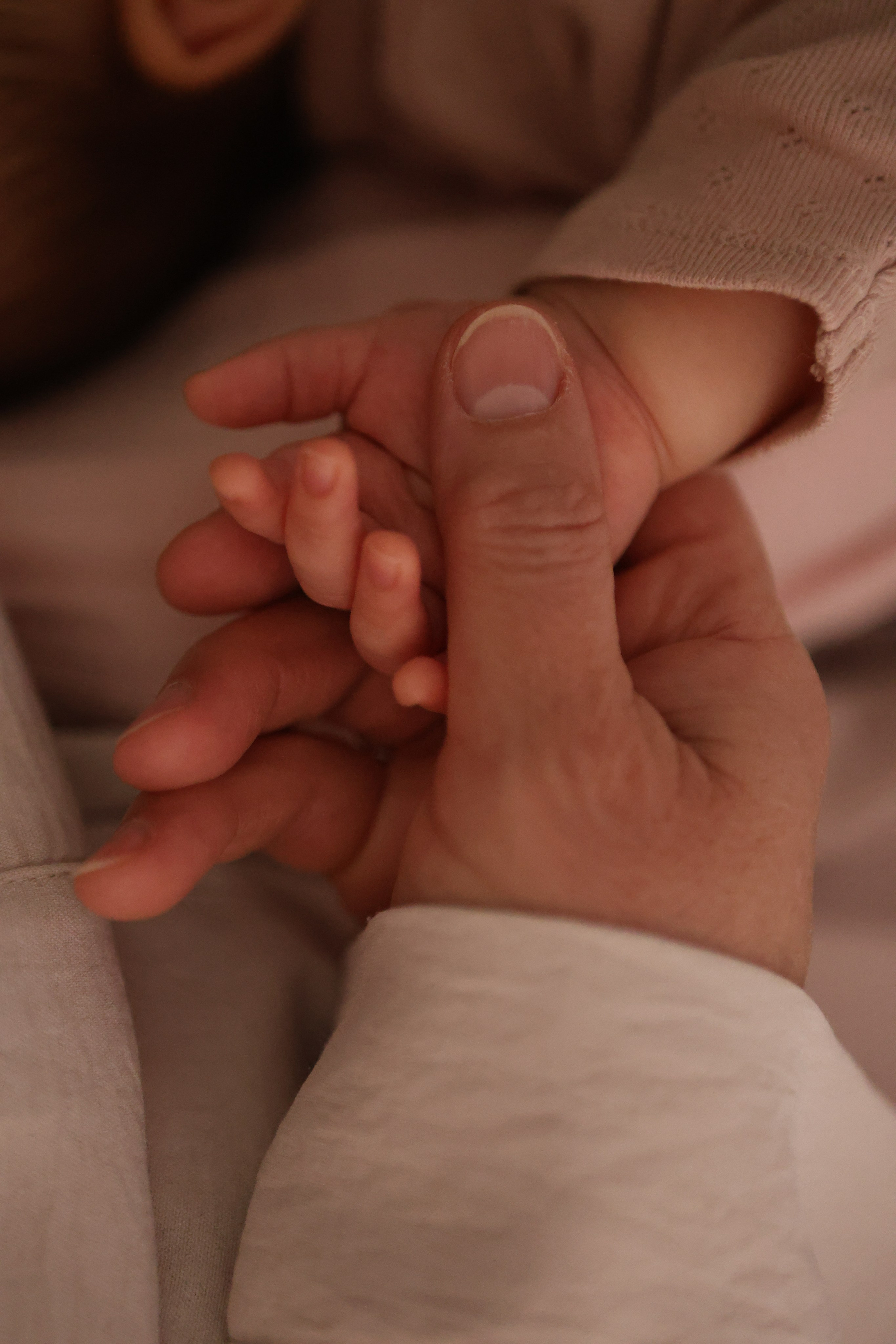 Агата с бабушкой. Ваш семейный newborn и lifestyle фотограф в СПБ Наталья Журавлева