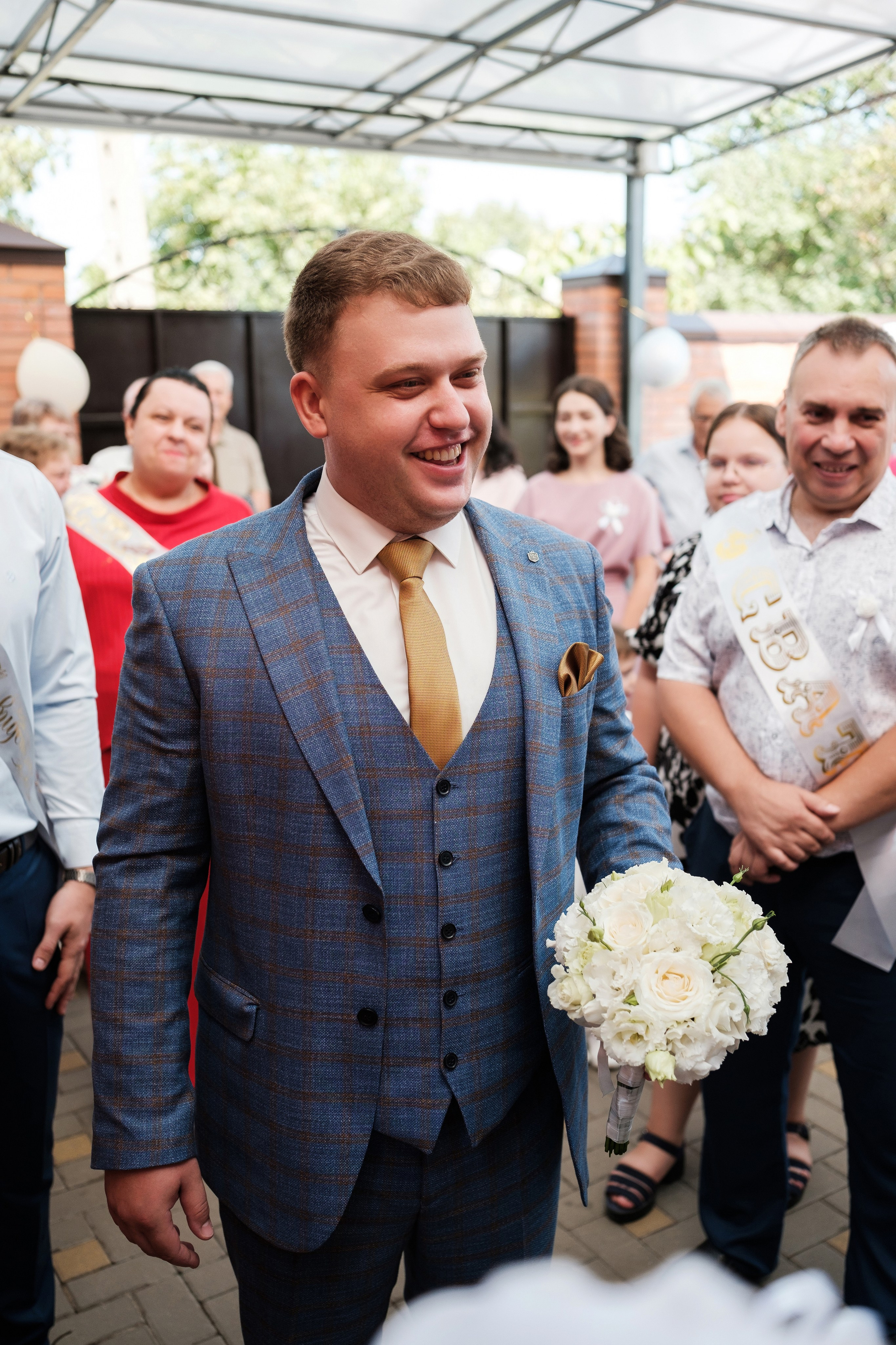 Виктор и Анна. Свадебный фотограф | репортаж | праздники | крещение