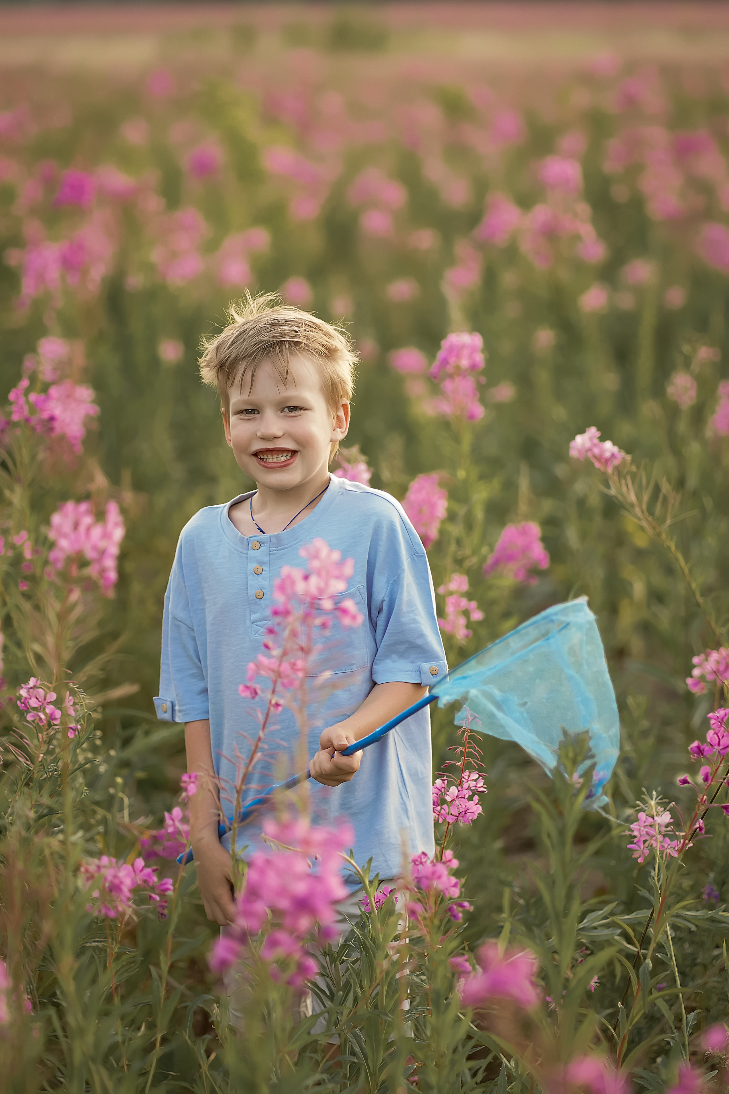 В поле Иван-чая. Фотограф Татьяна Митрофанова