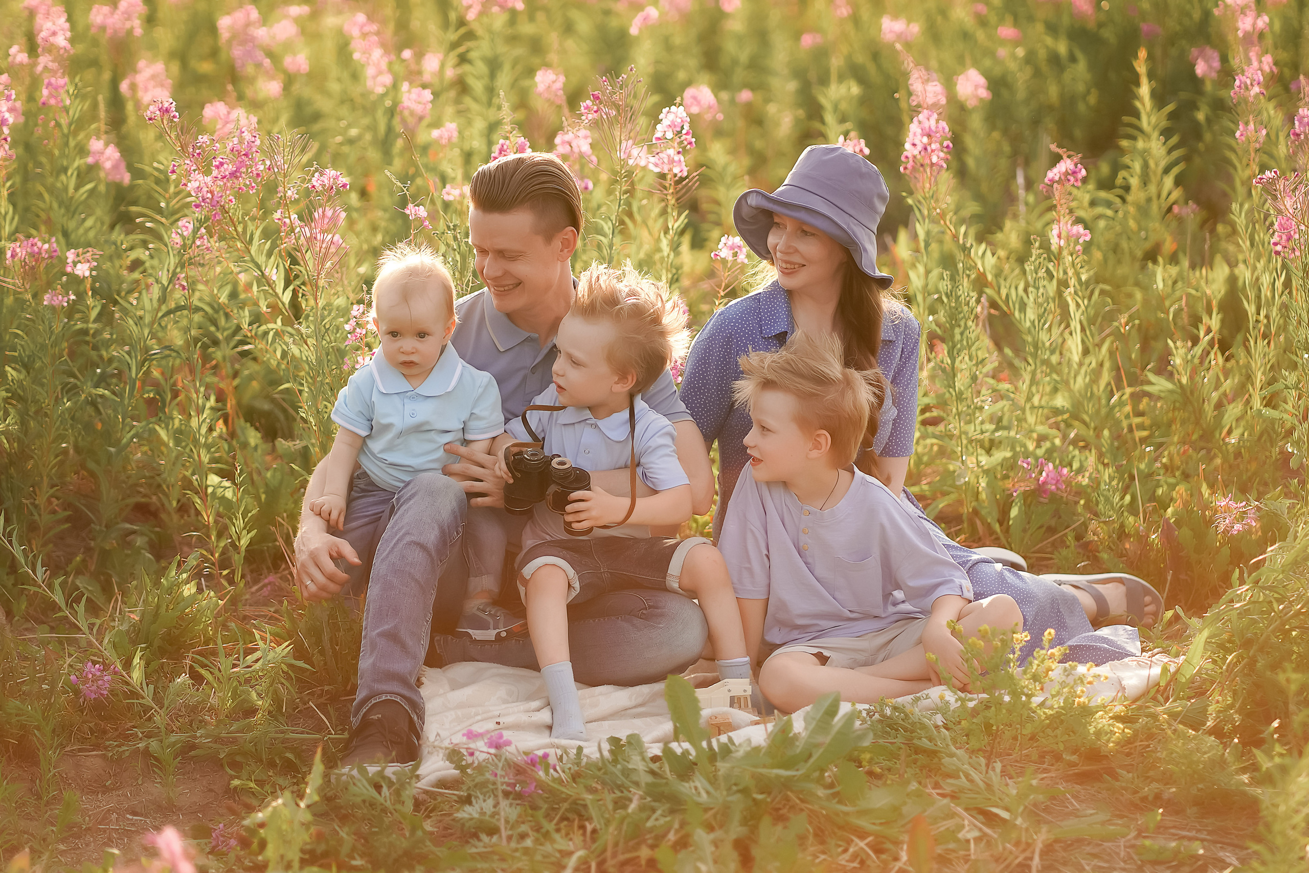 В поле Иван-чая. Фотограф Татьяна Митрофанова