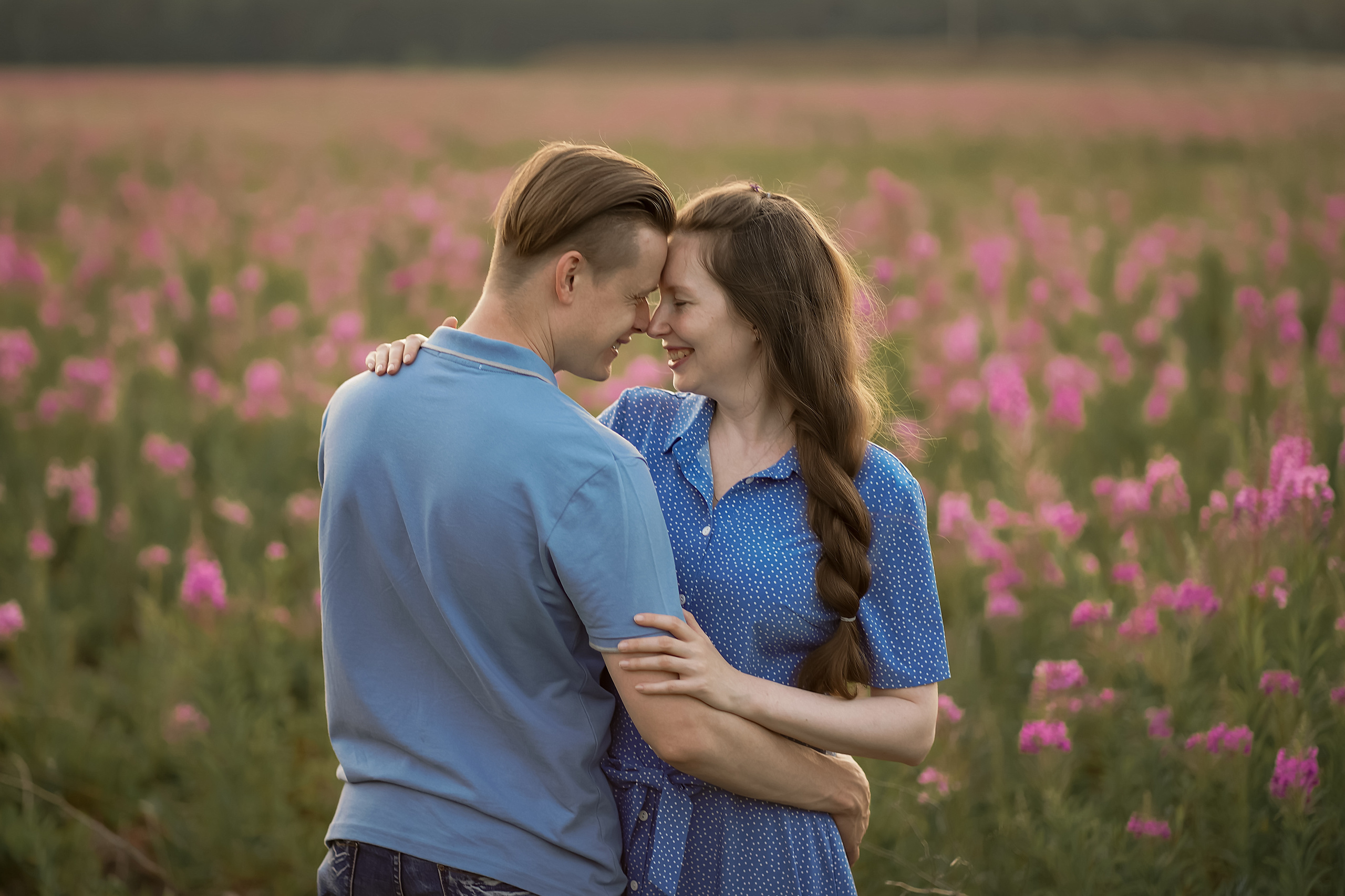 В поле Иван-чая. Фотограф Татьяна Митрофанова