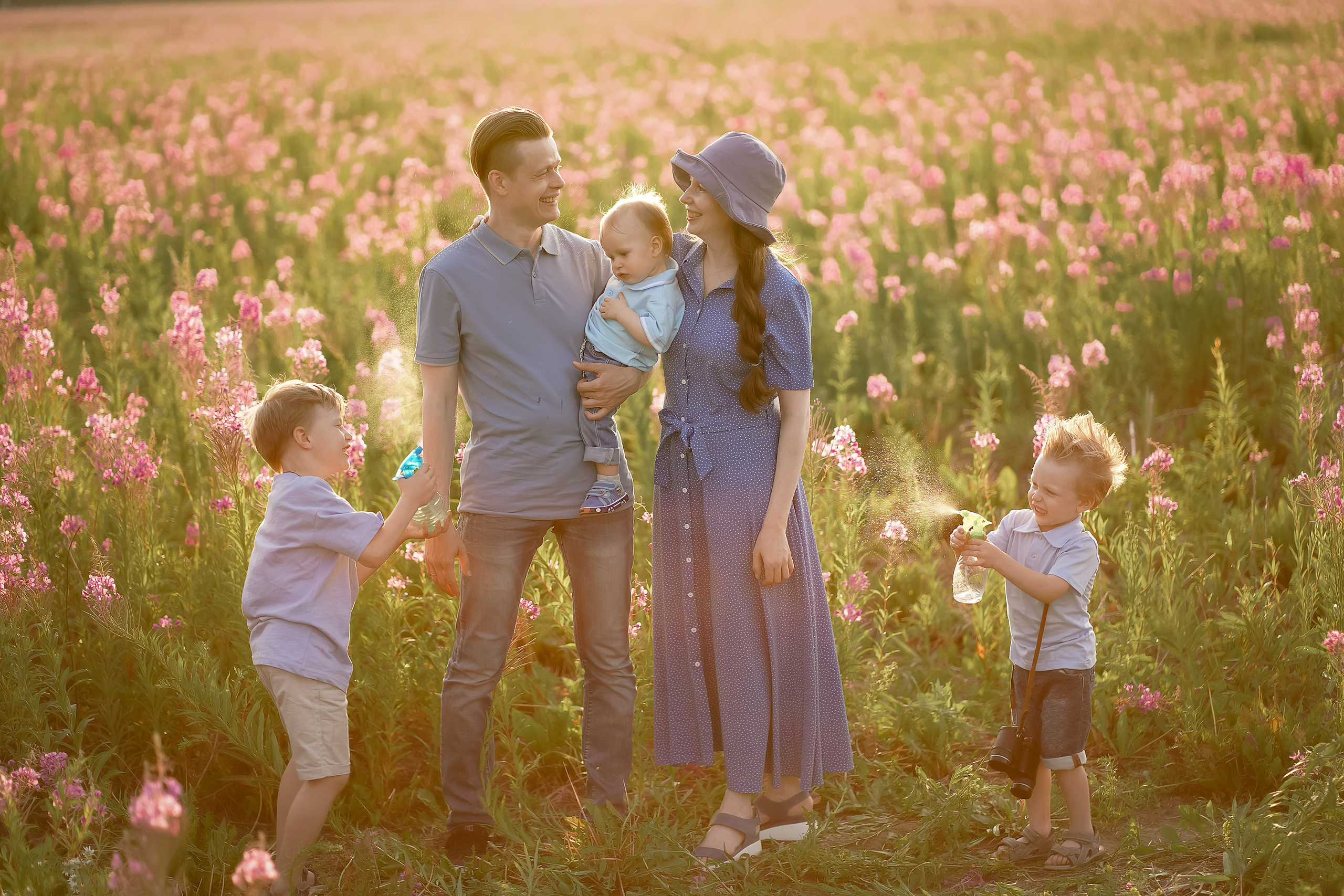 В поле Иван-чая. Фотограф Татьяна Митрофанова