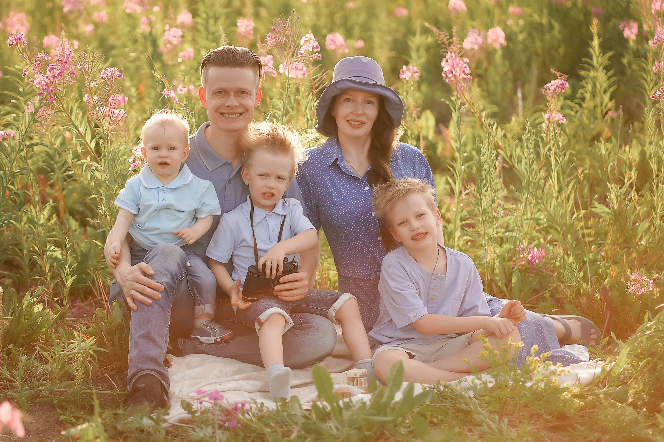 В поле Иван-чая. Фотограф Татьяна Митрофанова