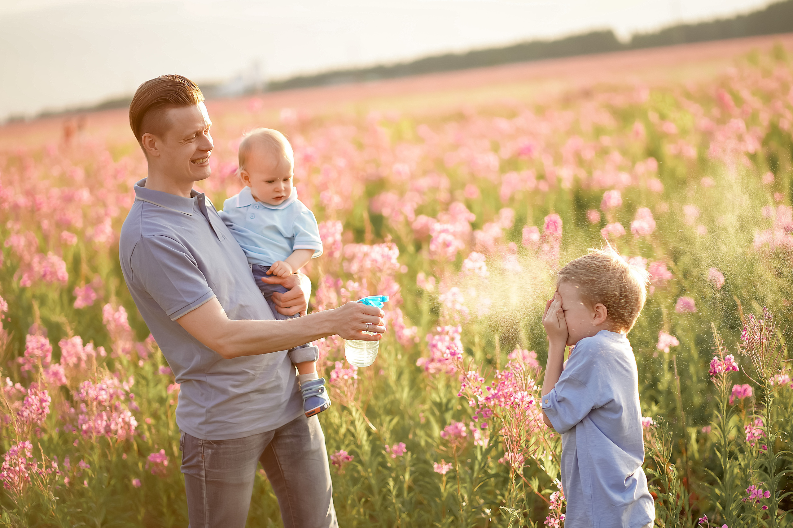 В поле Иван-чая. Фотограф Татьяна Митрофанова