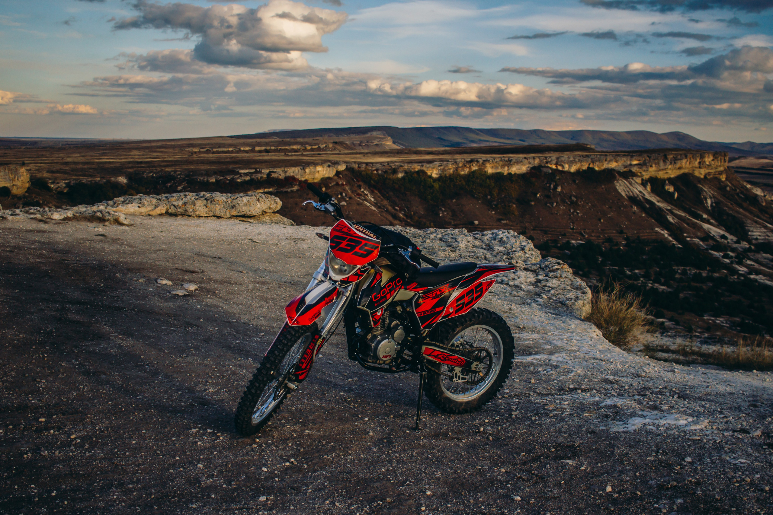 MOTOBASE. Фотограф в Крыму Григорий