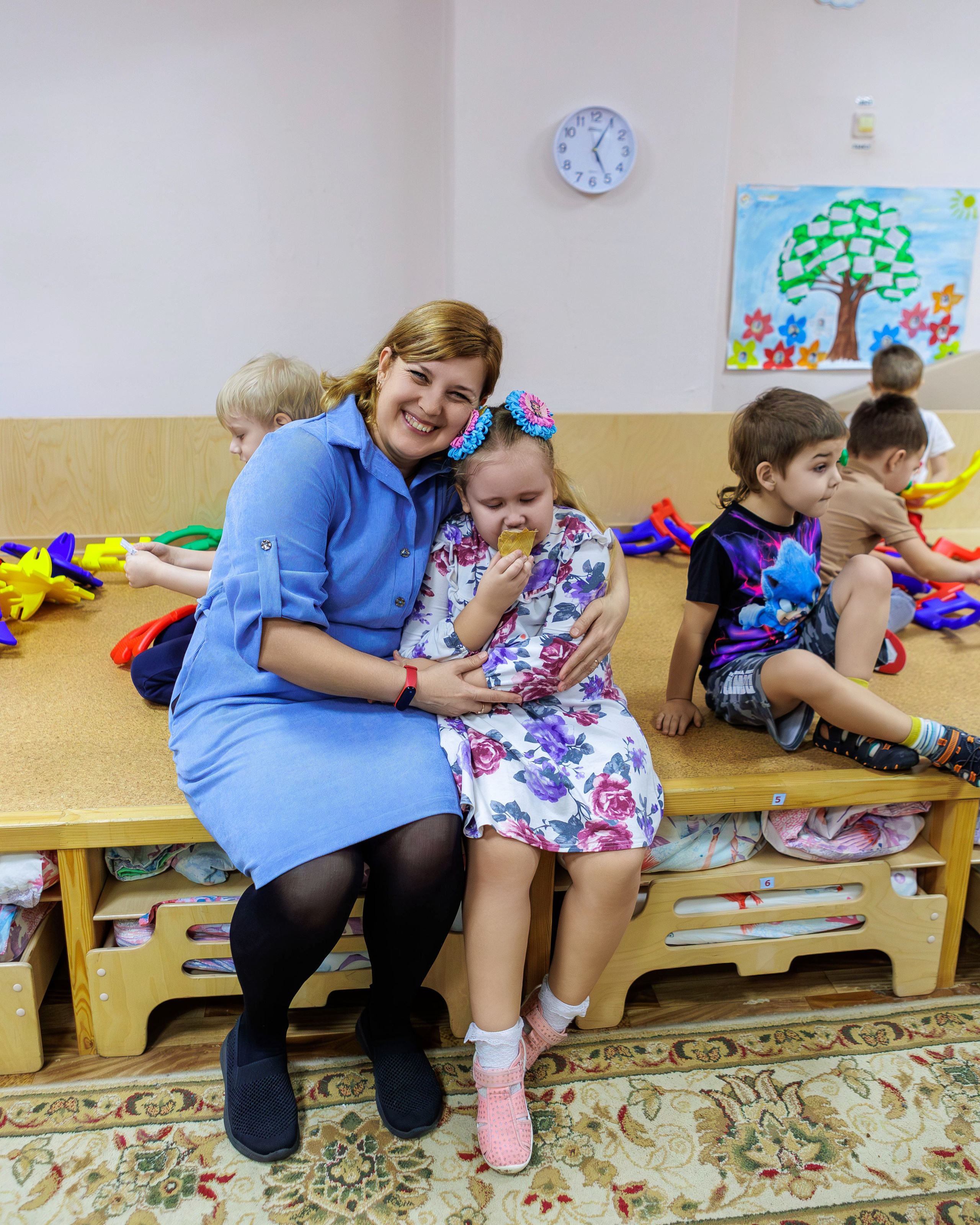 МК к 8 марта. Выпускные альбомы и школьный фотограф в Подольске, Троицке, Щербинке, Москве и Московской области