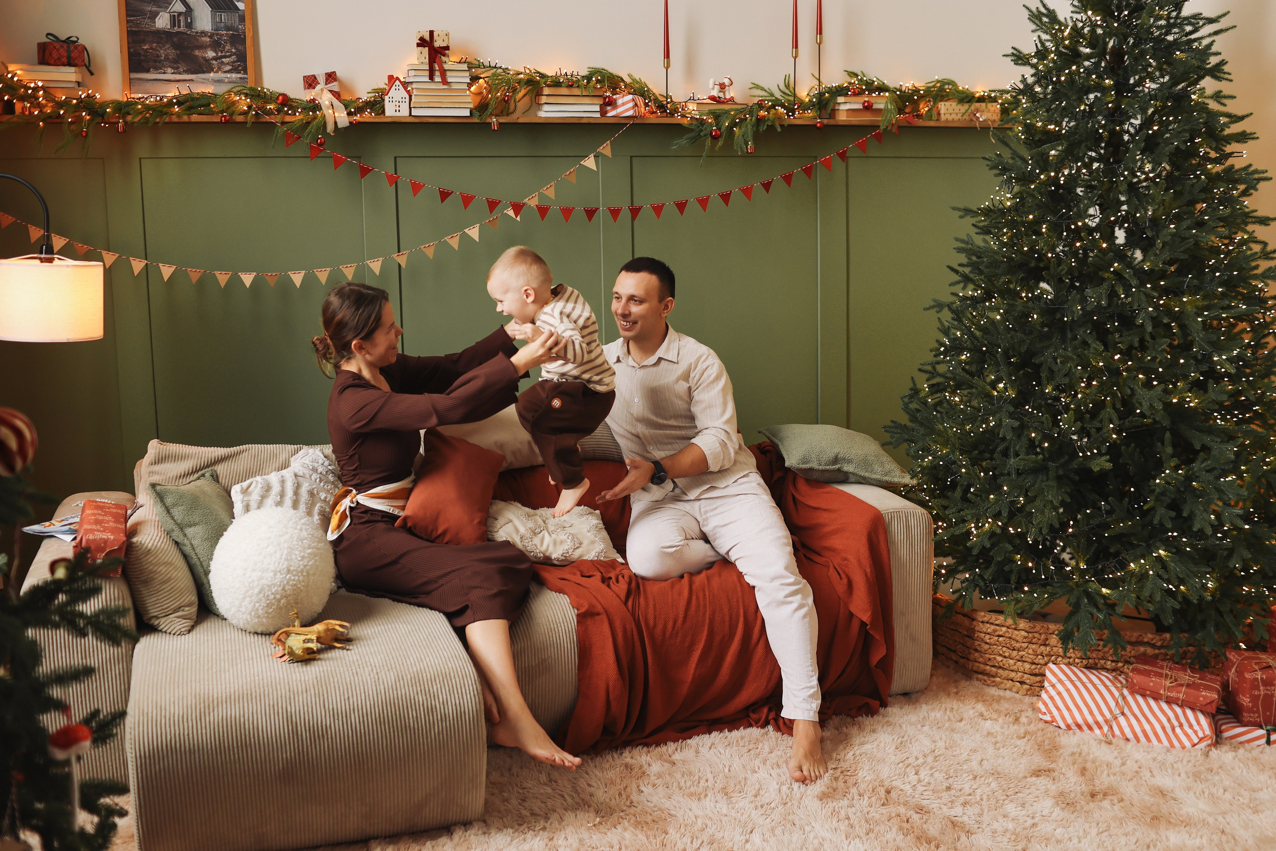 Таня Николай и маленький Савелий. Фотограф Владимир Москва
