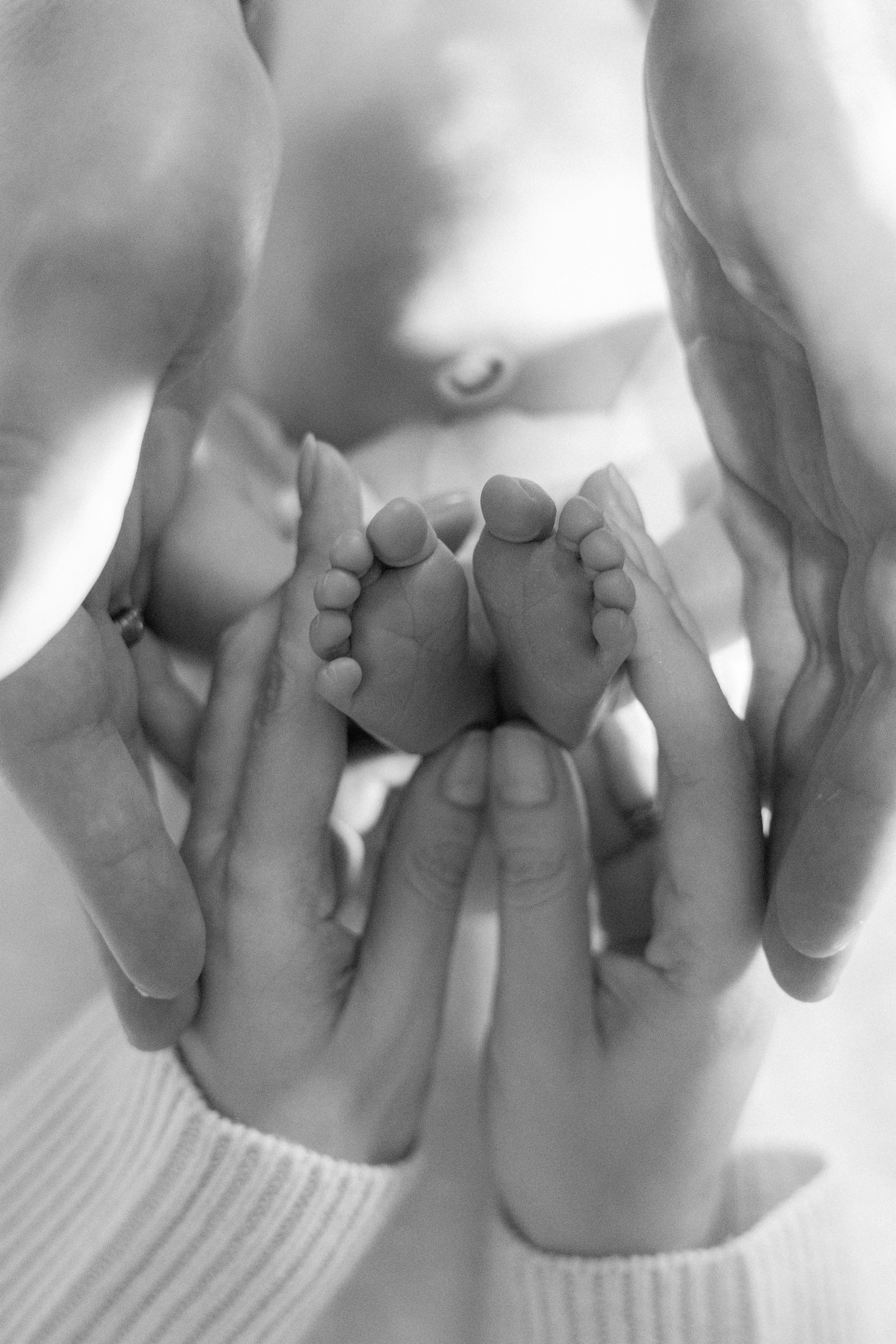 Выписка Наума. Клинический госпиталь MD GROUP на Севастопольском проспекте. Фотограф на роды в Москве. Фото и видео родов. Фотопроект «Продолжение рода»