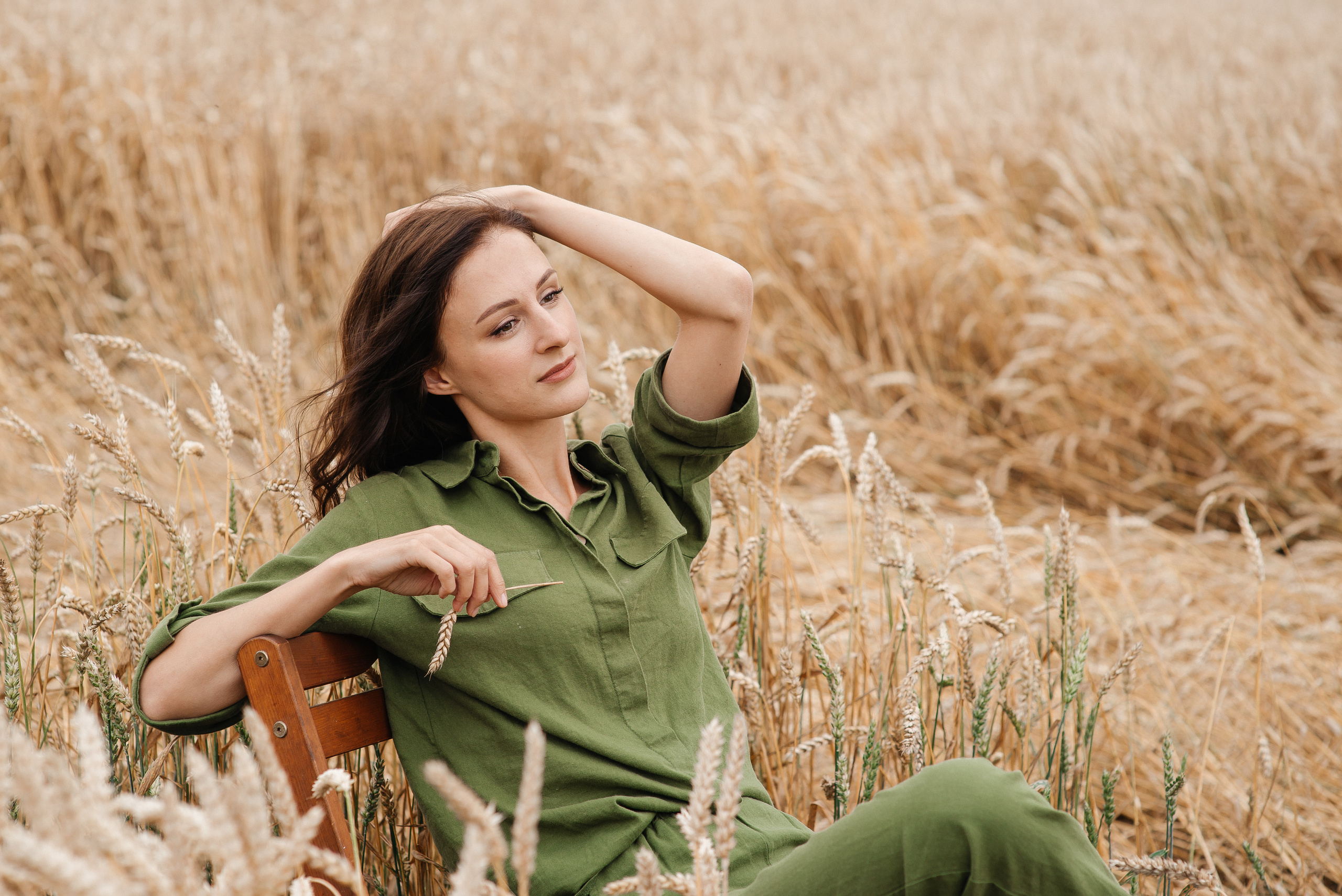 Фотосессия в поле. Свадебный фотограф  Калининград | Москва|