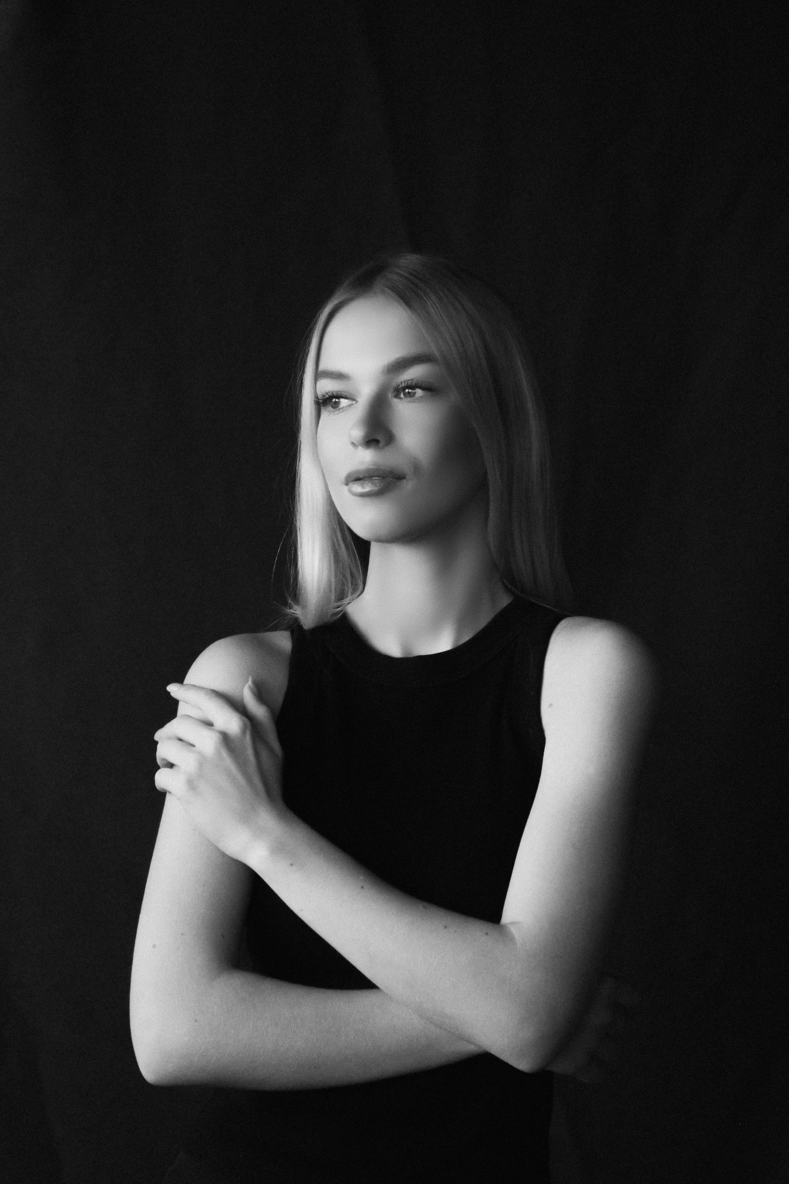 Портрет у окна. Фотограф в Краснодаре Кристина Филиппова