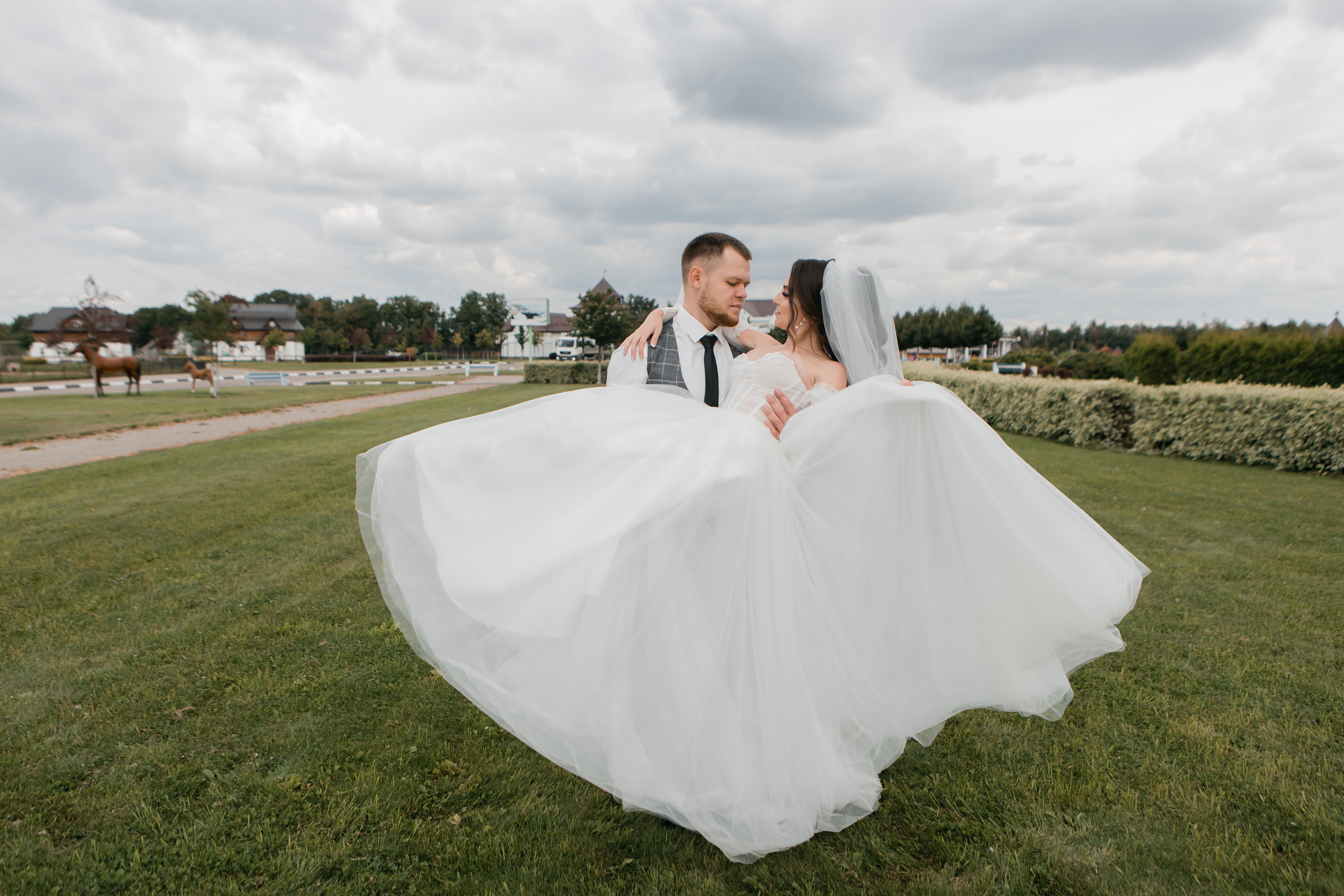Сергей и Татьяна. КСК «Русь». Видеосъемка свадеб. Видеооператор на свадьбу в Москве