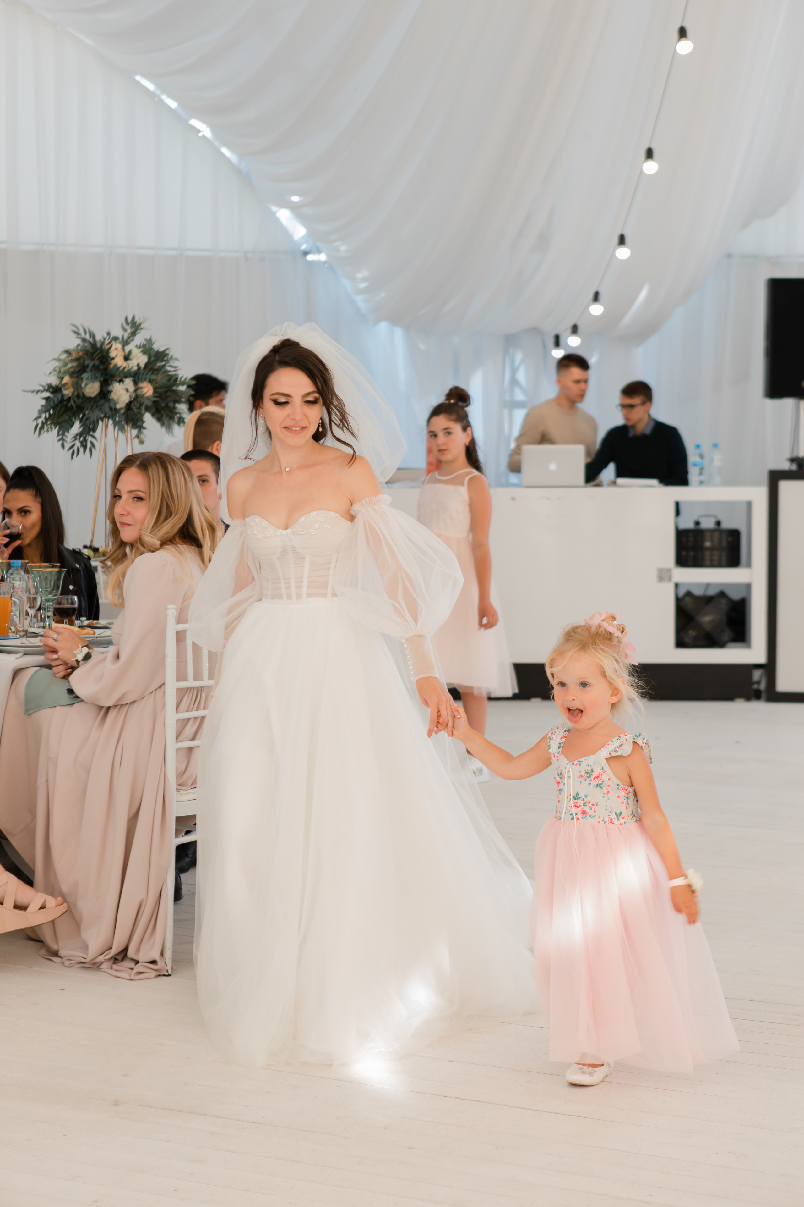 Сергей и Татьяна. КСК «Русь». Видеосъемка свадеб. Видеооператор на свадьбу в Москве