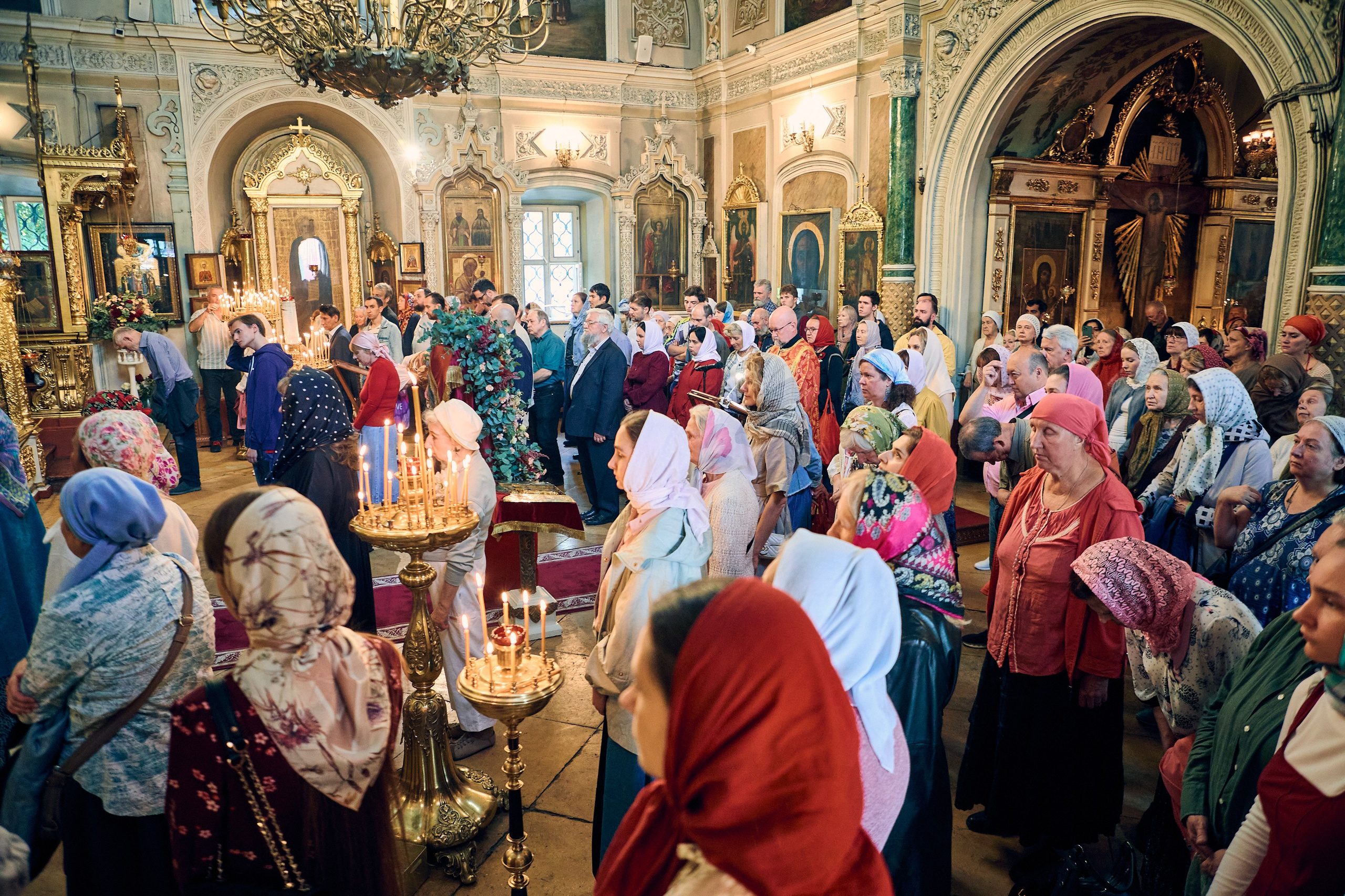 Всенощное бдение в канун престольного праздника храма Иоанна Воина. DMITRY MOISEENKO — фотограф, художник, топ-стилист