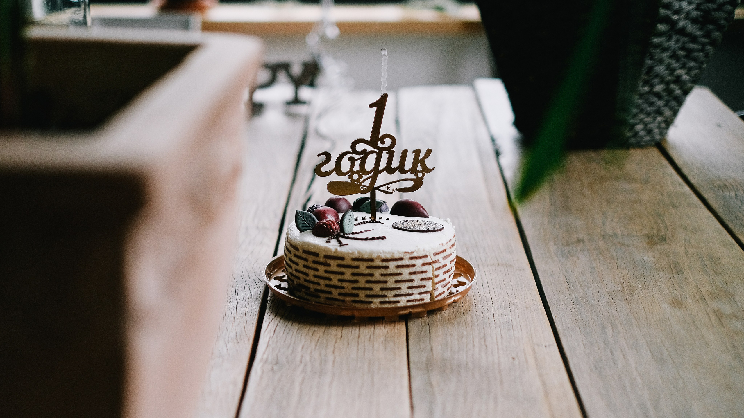 Небольшая фотосессия в студии на 1 годик. Фотограф Михаил Ерохин | Москва