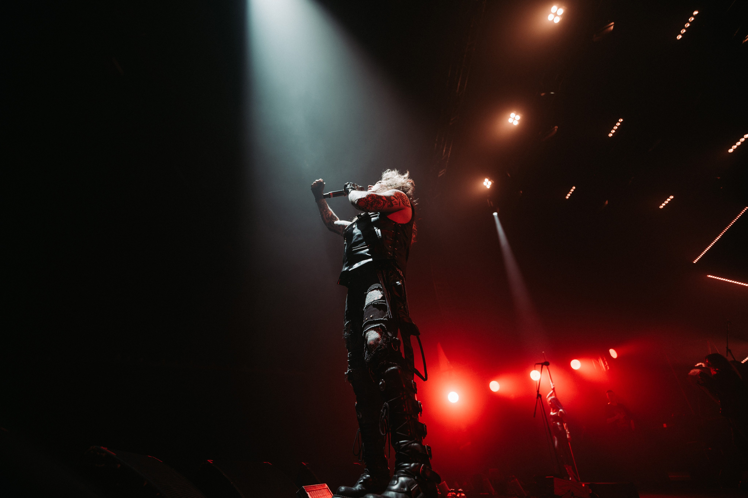 NEVERLOVE. Игорь Богатов — фотограф