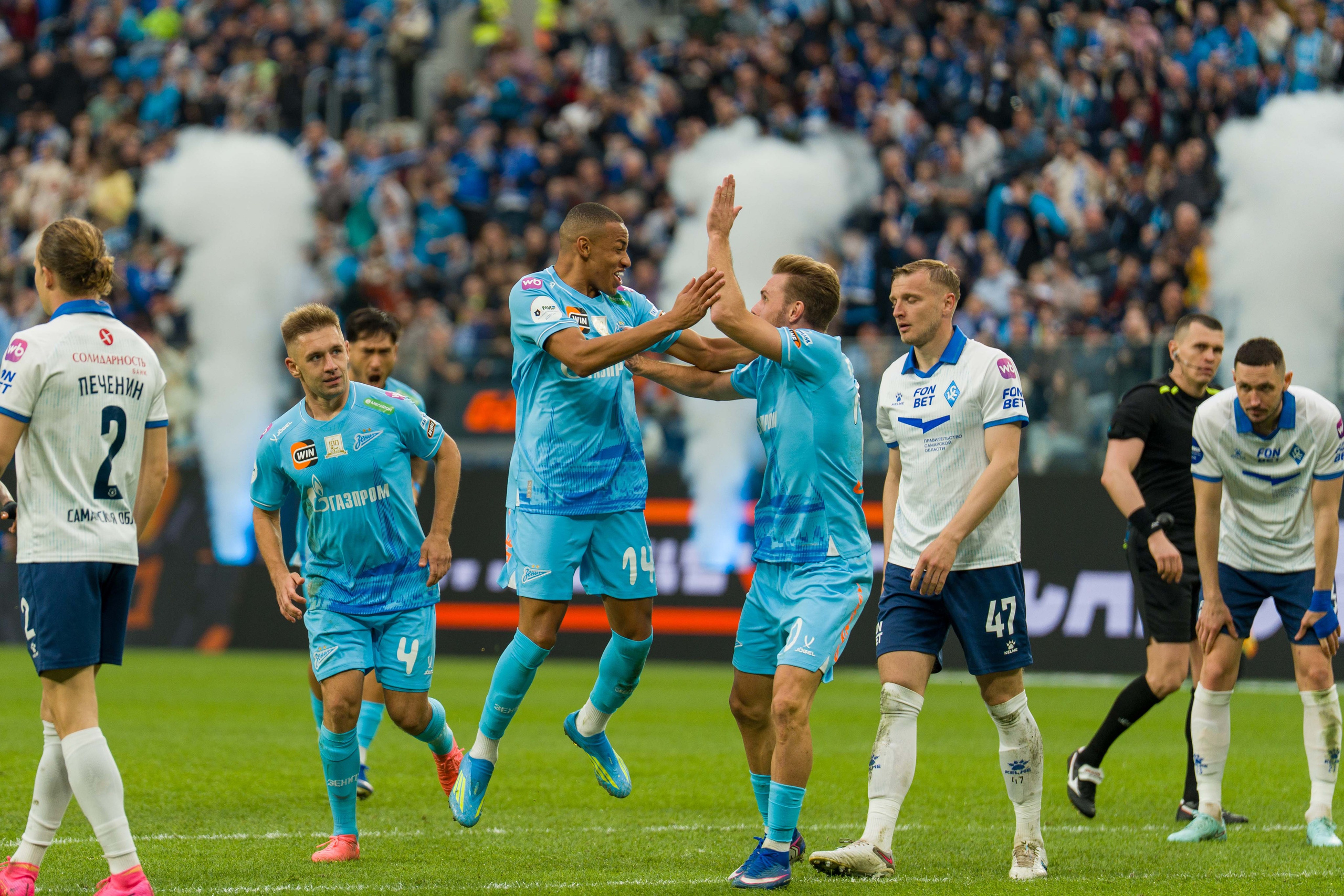 Зенит — Крылья Советов: фотогалерея матча 23-го тура МИР РПЛ на Газпром Арене | Антон Гауф. Спортивный фотограф в Санкт-Петербурге | Антон Гауф