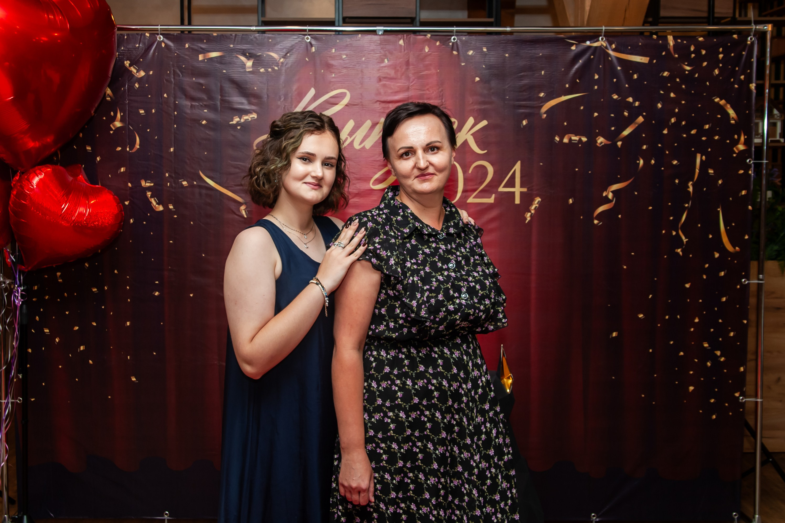 Выпускной МАОУ СОШ № 17 им. Эдуарда Есаяна. Свадебный и семейный фотограф Денис Лукьянов в Краснодаре, Краснодарском крае и Республике Крым