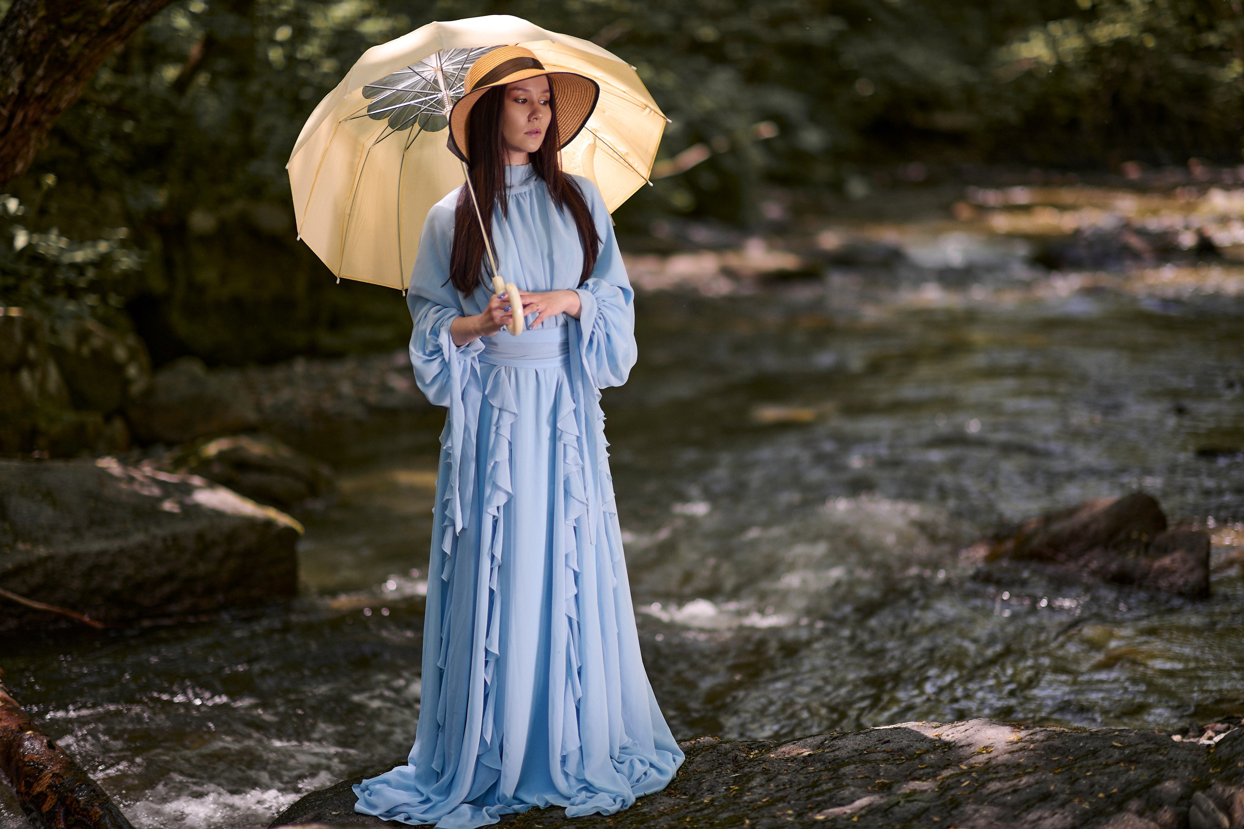 Мадам с зонтиком. Фотограф Андрей Серенков