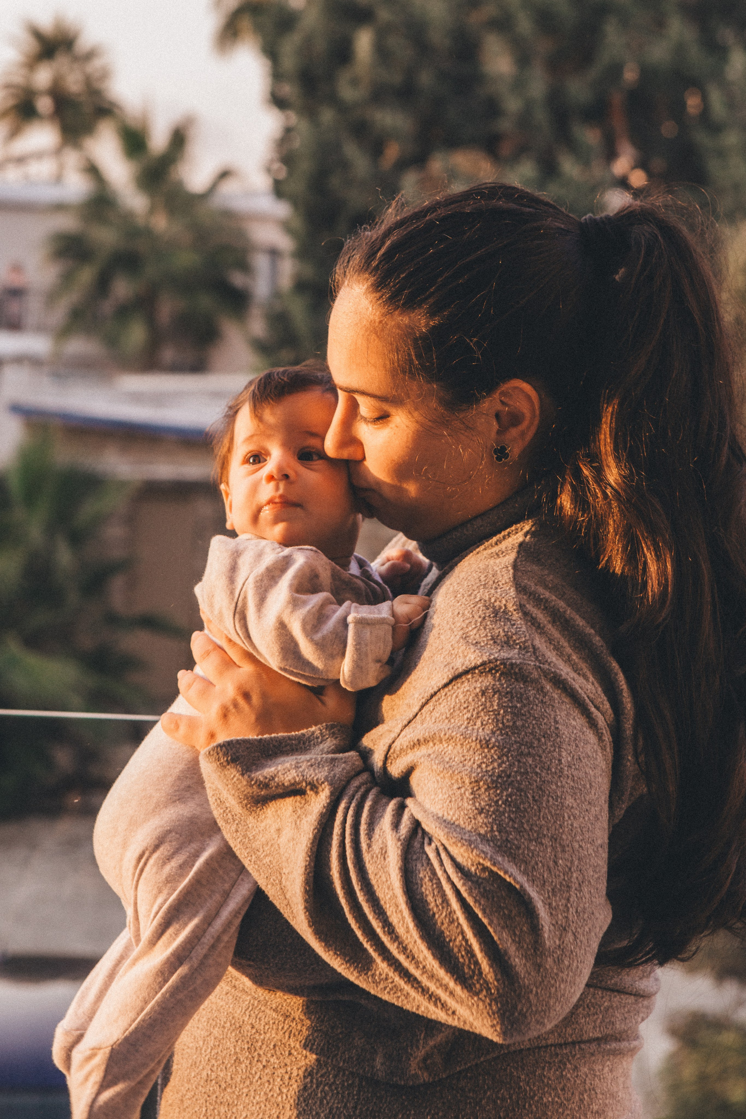 Afina and family. Portrait, family and pet photographer in Cyprus, Ksenia Bourdelle