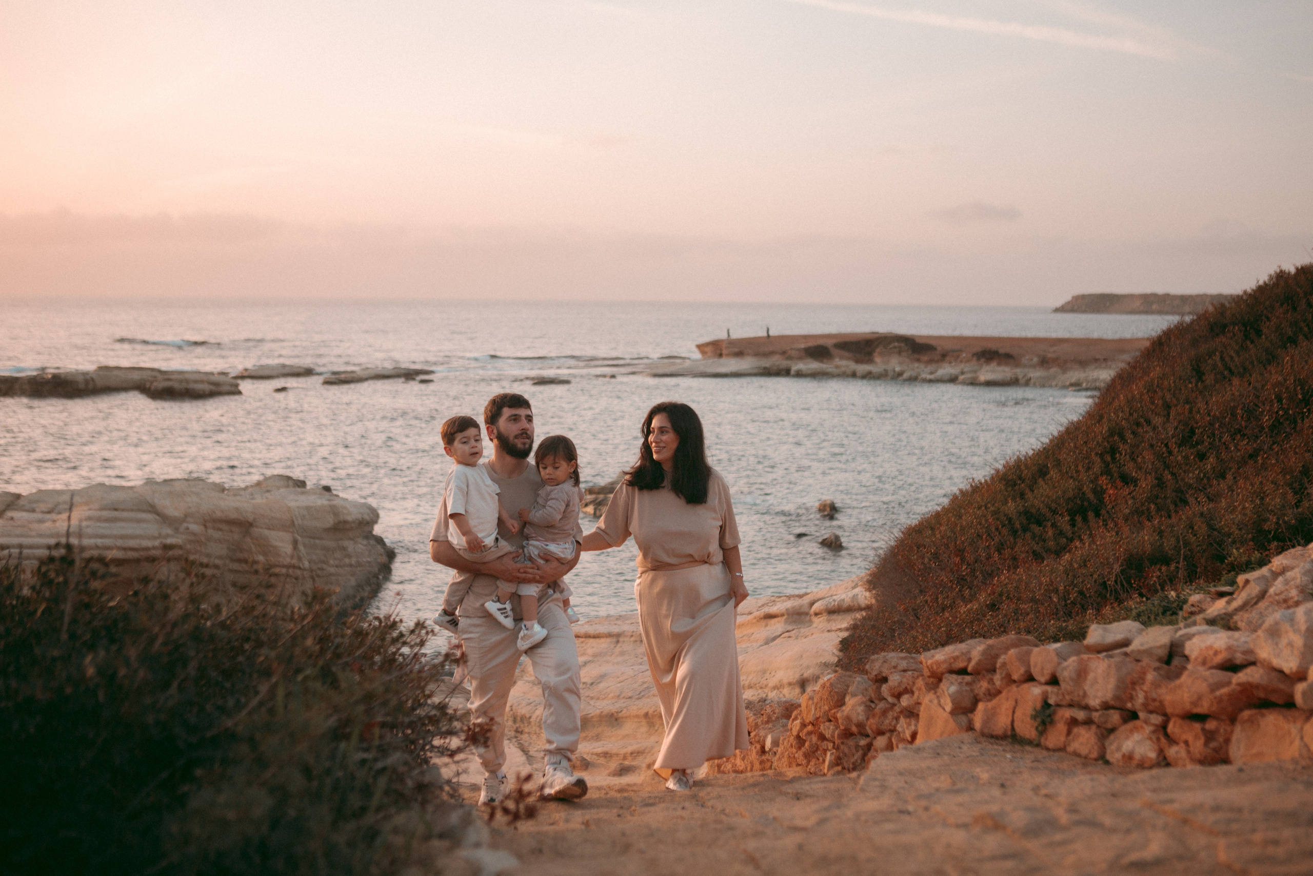 Афина + 1. Про вас, самых близких и хвостиков. Фотограф на Кипре, Ксения Бурдель