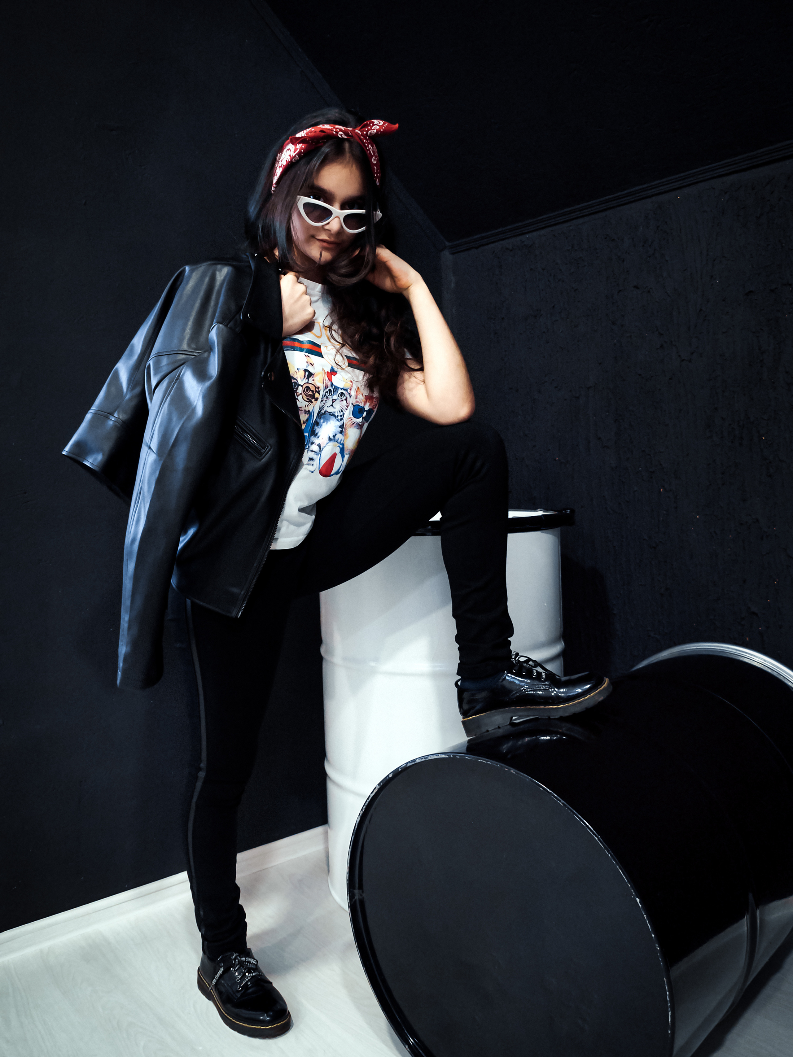 Съемка моды, лук-бук (lookbook) для маркетплейсов Краснодар. Бизнес, мужской фотограф в Краснодаре | Аксёнов Алексей Владимирович