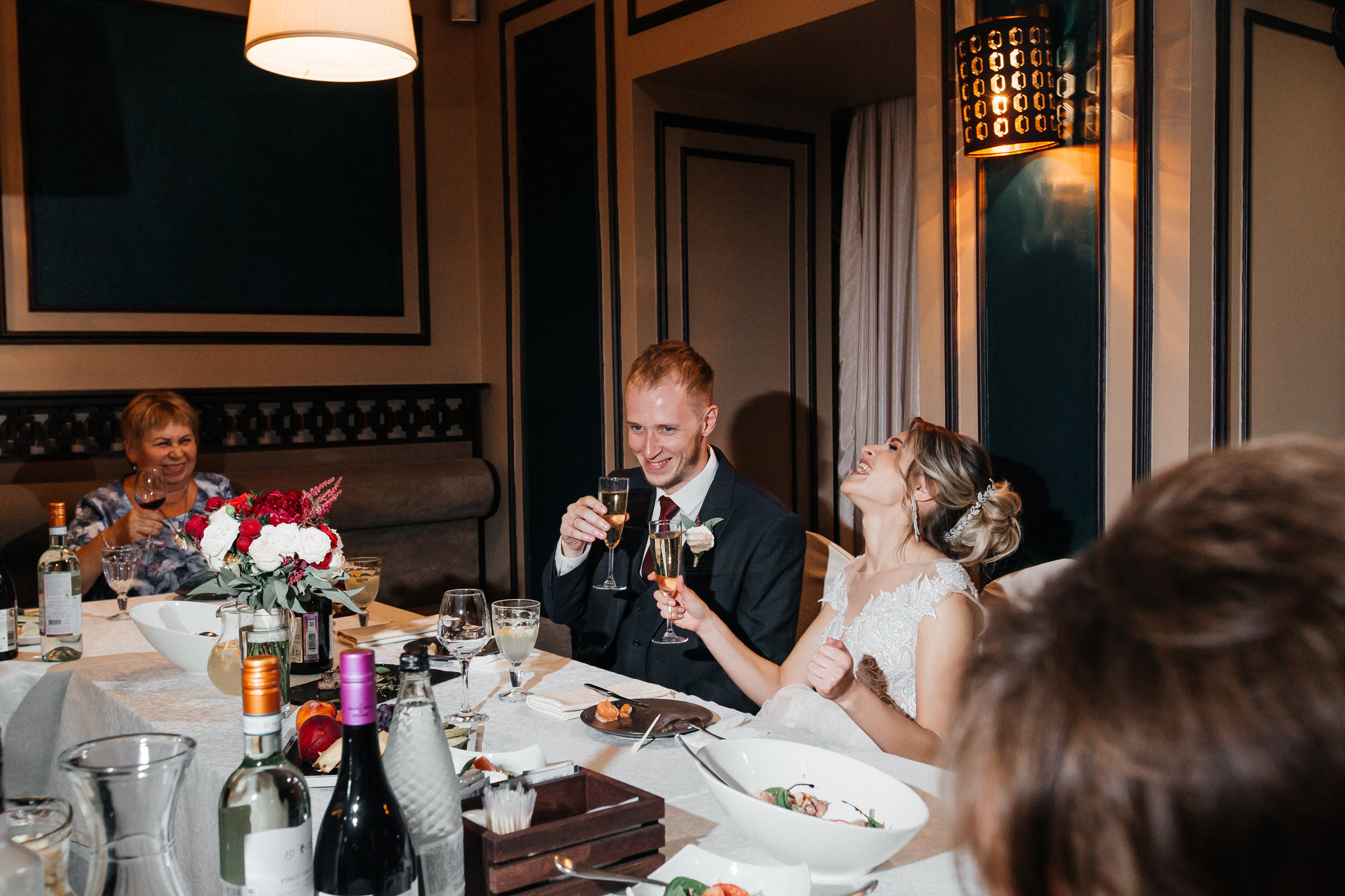 Нашепчи мне самых нежных глупостей, засмеюсь, уткнусь в твоё плечо. Душевный фотограф Ваших самых ярких событий Марина Погребняк