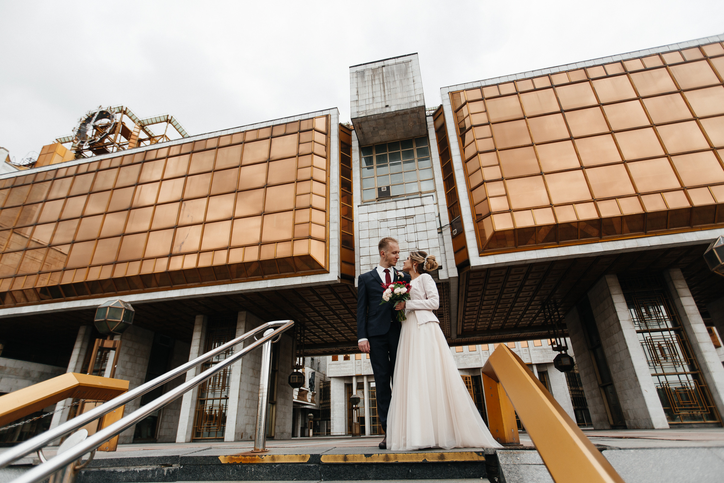 Нашепчи мне самых нежных глупостей, засмеюсь, уткнусь в твоё плечо. Душевный фотограф Ваших самых ярких событий Марина Погребняк