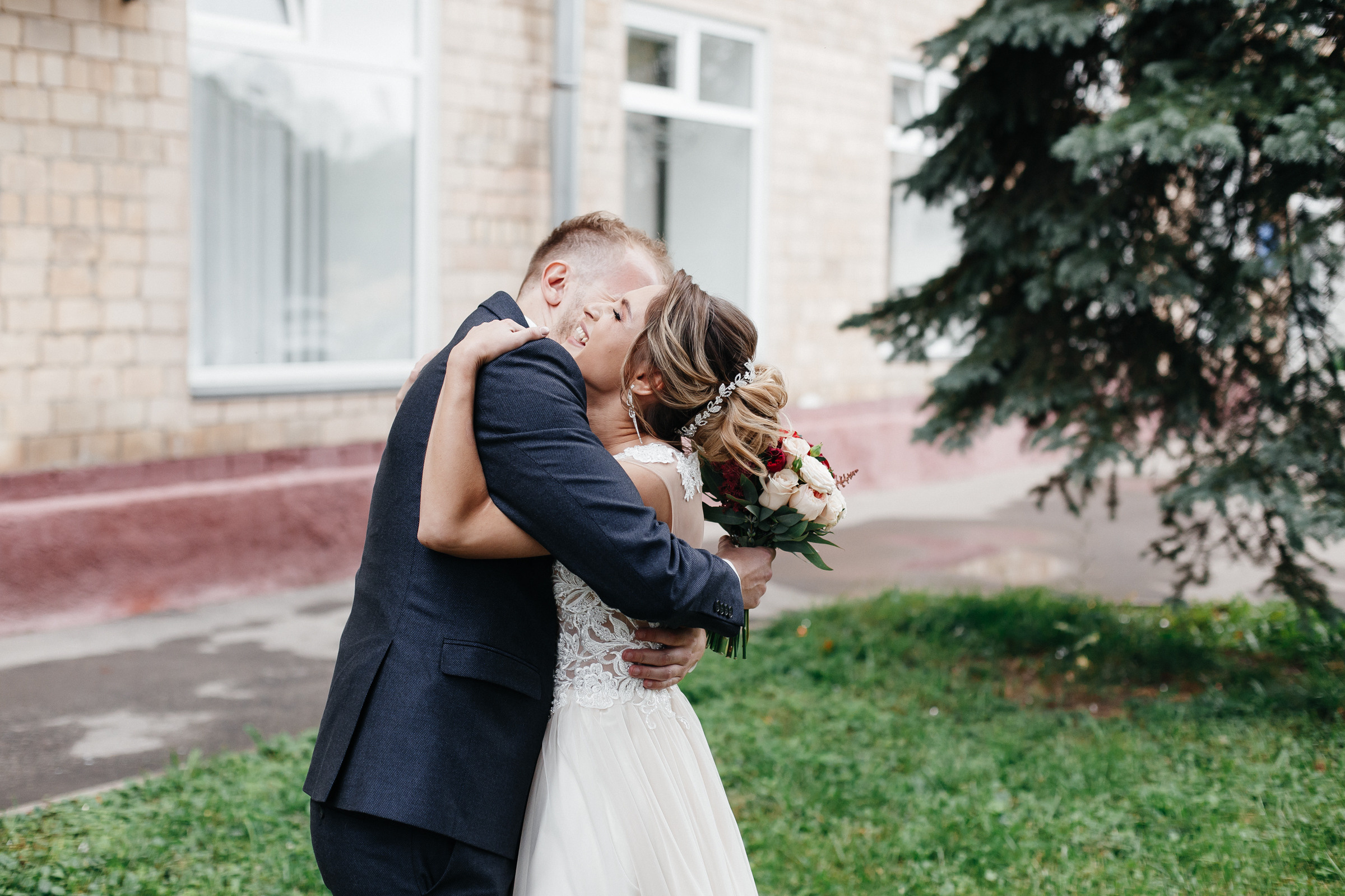 Нашепчи мне самых нежных глупостей, засмеюсь, уткнусь в твоё плечо. Душевный фотограф Ваших самых ярких событий Марина Погребняк