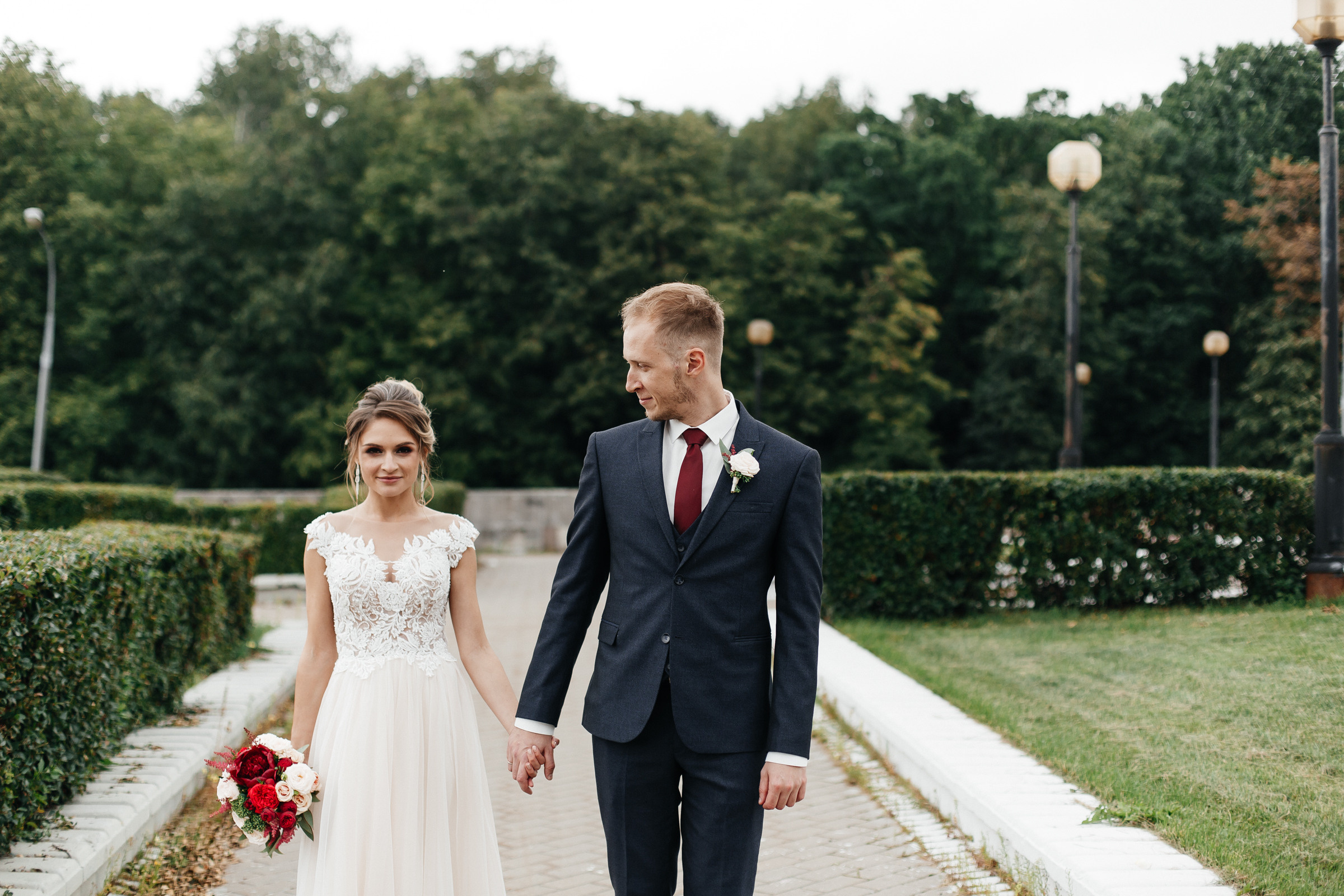 Нашепчи мне самых нежных глупостей, засмеюсь, уткнусь в твоё плечо. Душевный фотограф Ваших самых ярких событий Марина Погребняк