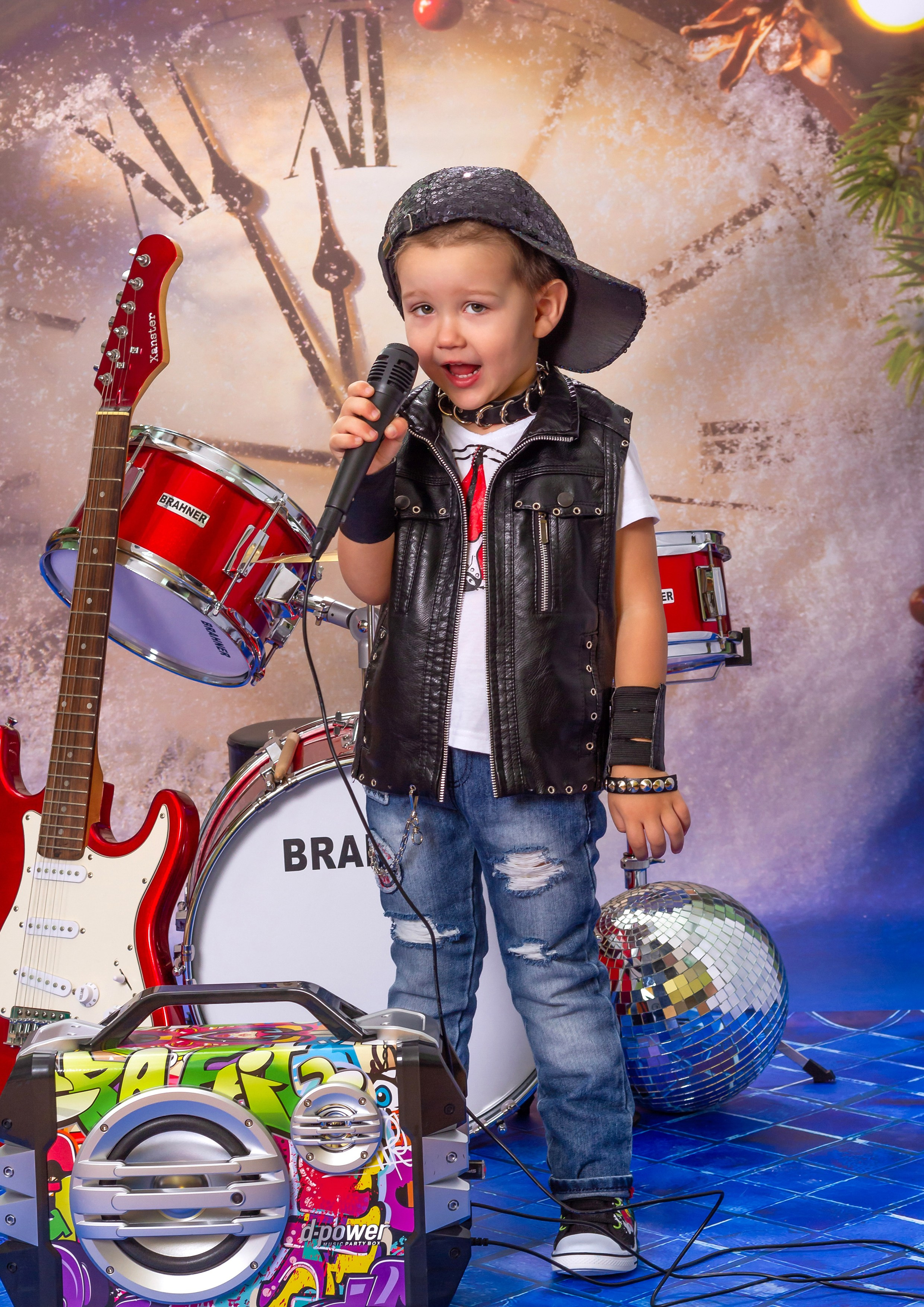 Фотосессия «Новогодняя Рок-Звезда» 2019 год. Фотограф в детский сад Елена Колчева Новокузнецк