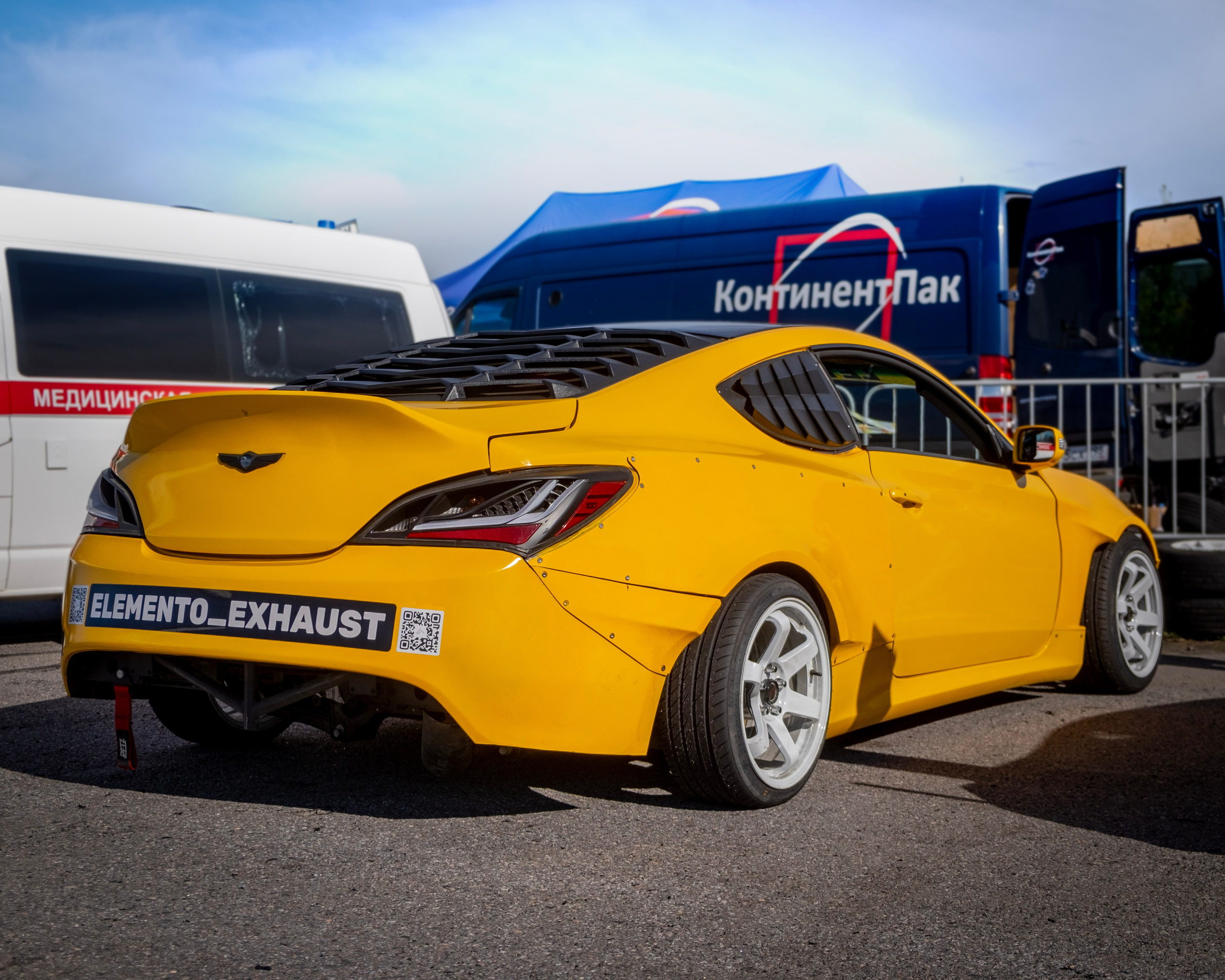 AUTODROM FEST. Автомобильные фотографии и рисунки в Санкт-Петербурги Пашков Дмитрий