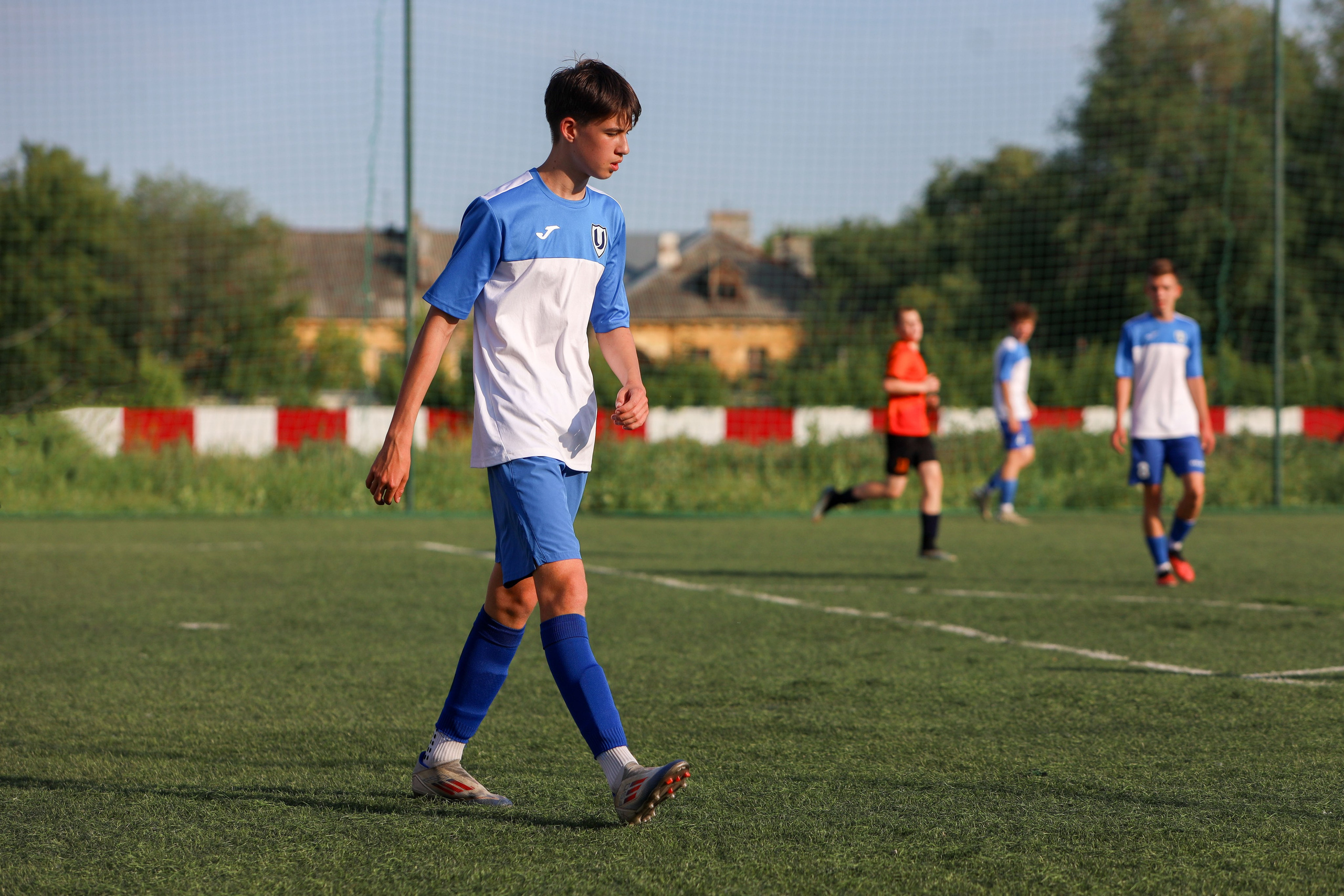 Кинель — Виктория Унион. Чемпионат СФПЛ. Молодежная футбольная лига U-15. Спортивный фотограф в Самаре