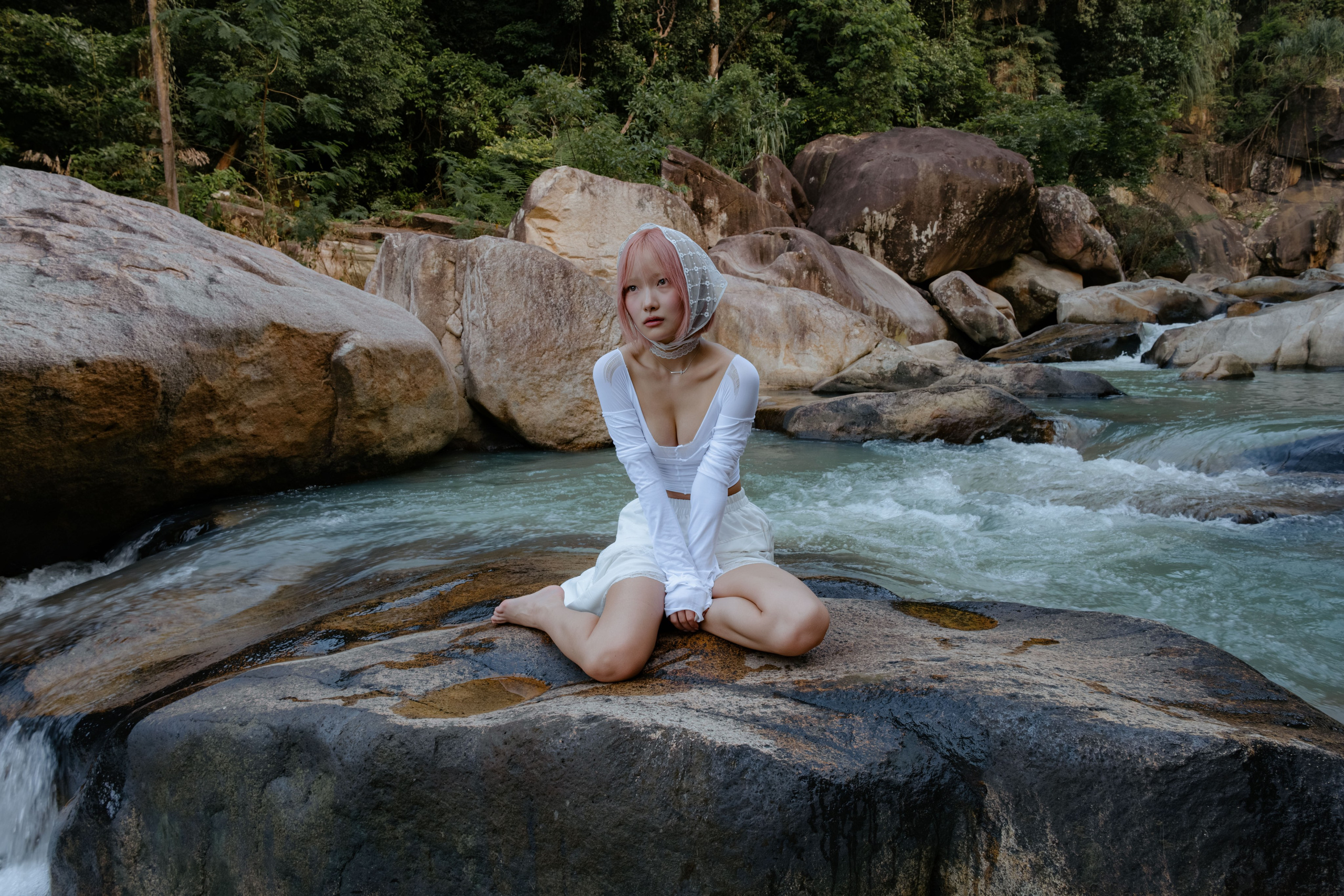 Location "Ba Ho Waterfall". Portrait photographer Nha Trang | Julia Meshanina