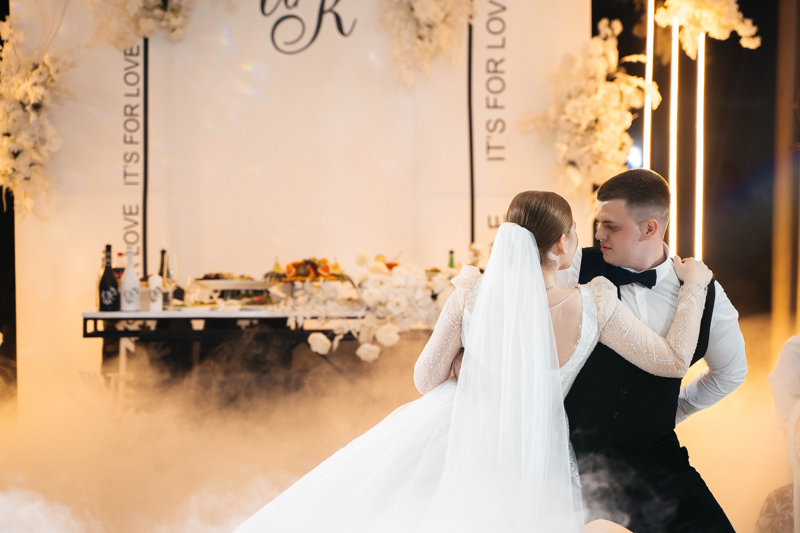 Илья, Ксения и счастливый, дождливый день. Свадебный и семейный фотограф