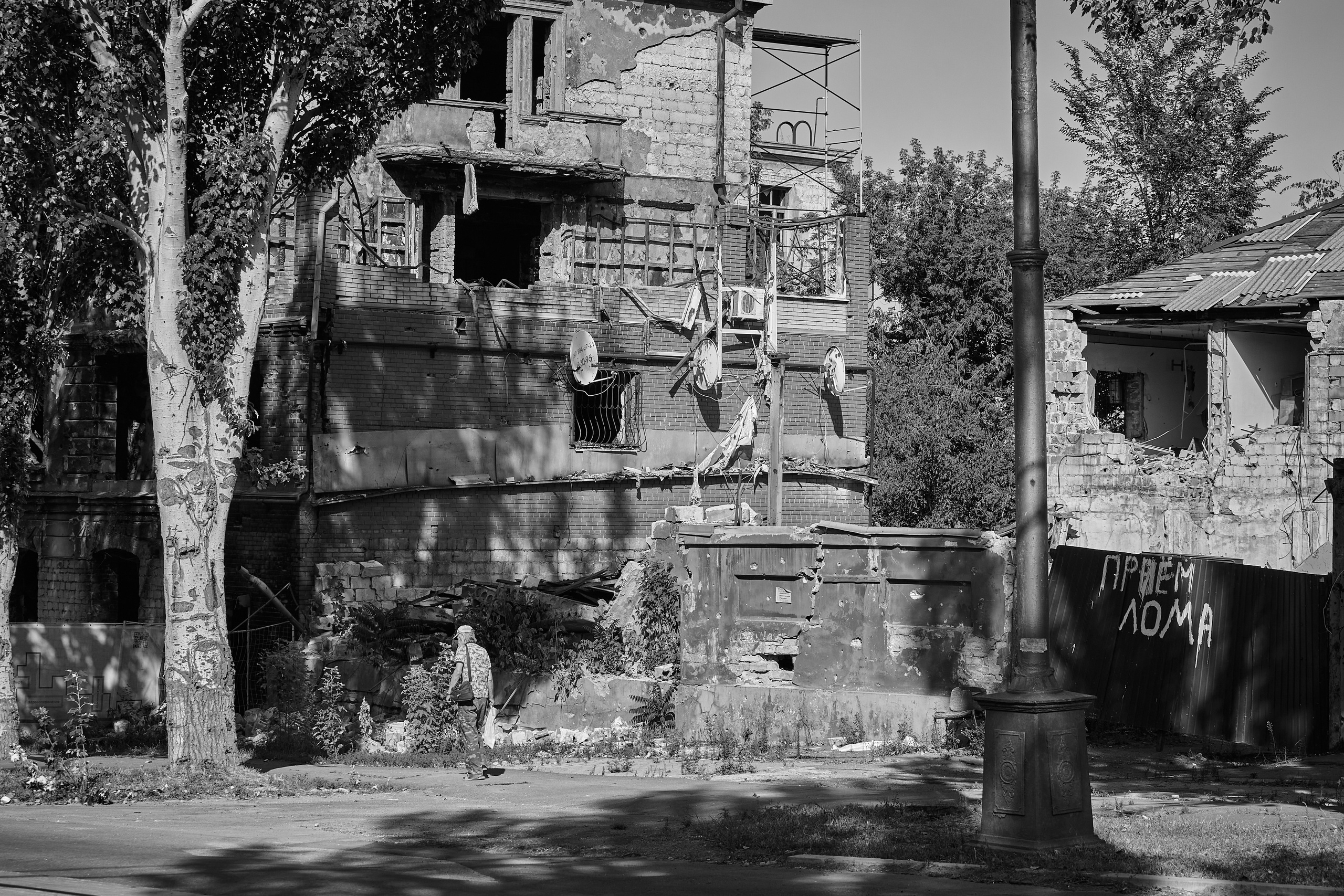 Лицо войны. EMELYAN|Военный фотограф Артур Емельянов