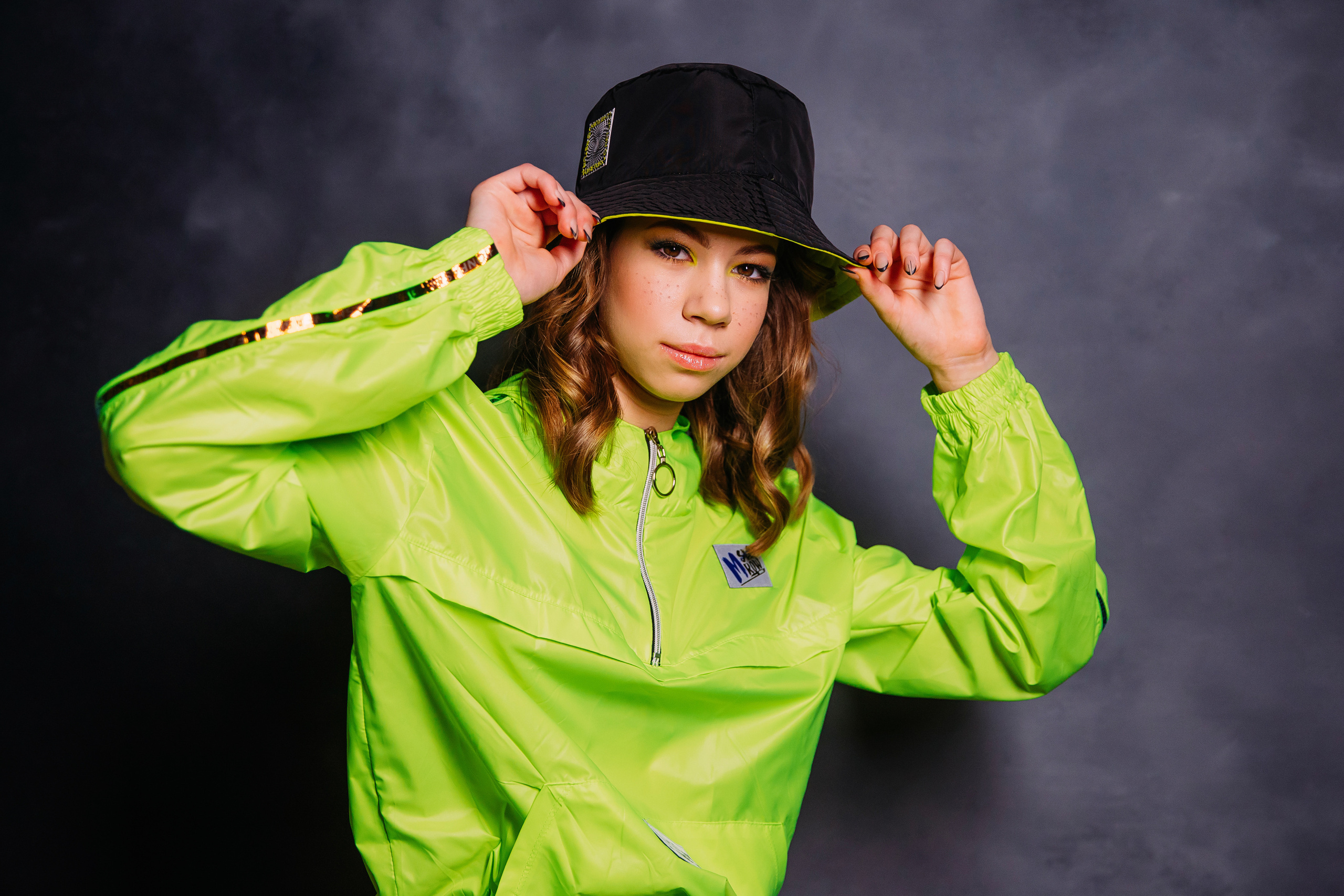 НЕОНОВЫЙ АРТ фотопроект для девочек. Женский и семейный фотограф Елена Петрова