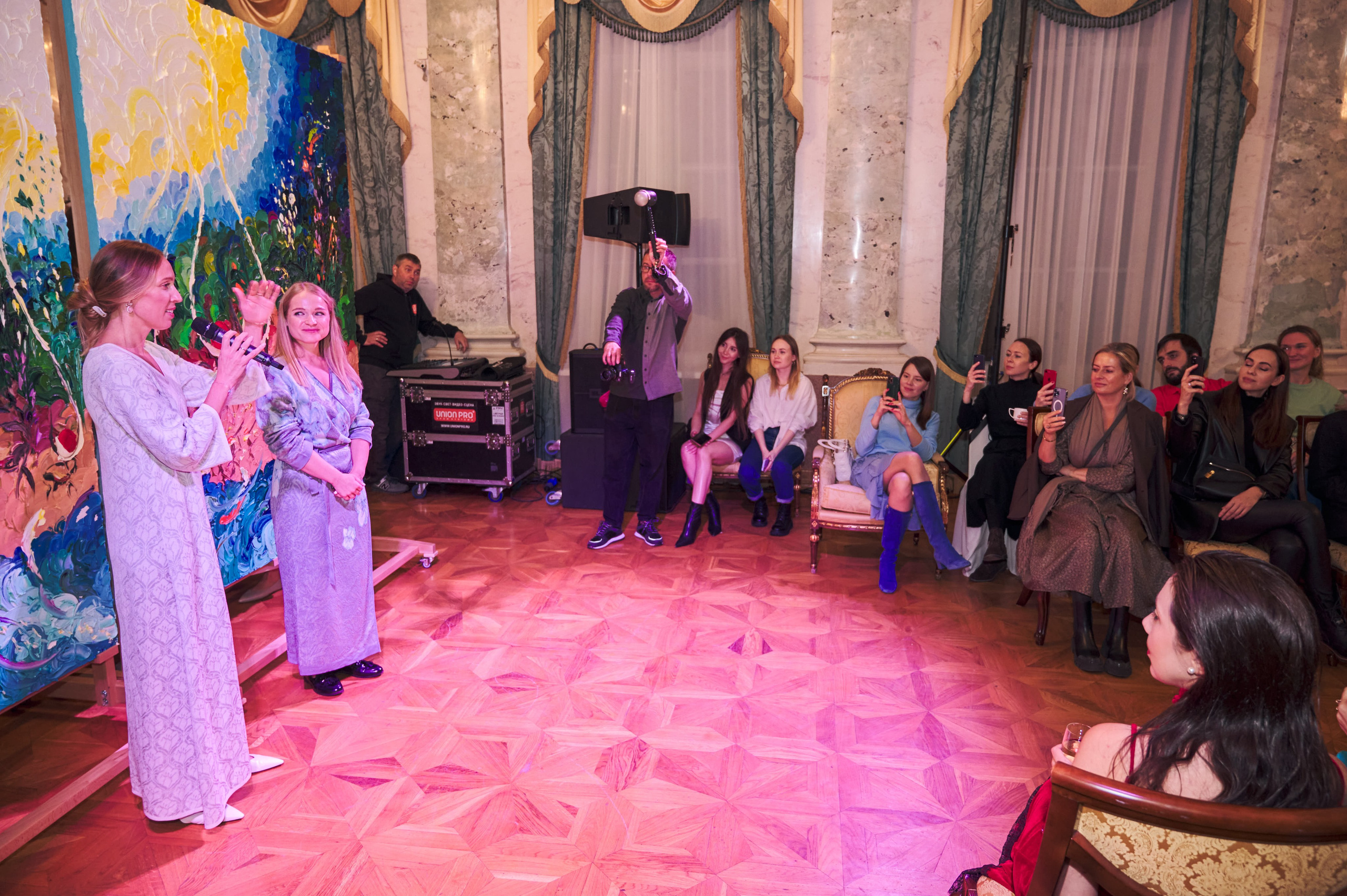 21.09.22 Люблино — Показ коллекции платьев. Никита Хохловский фото и видео продакшн