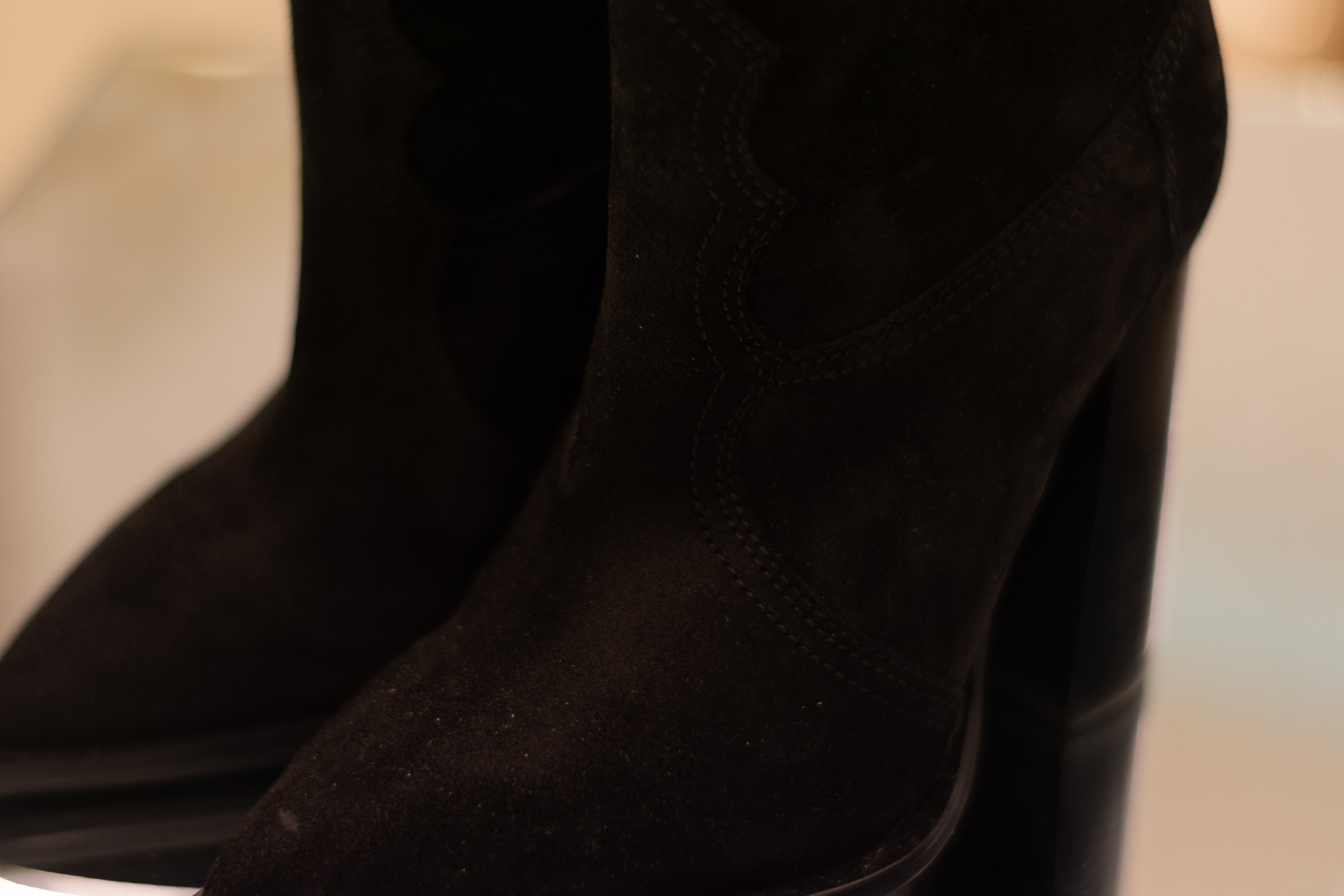 Для организаций. Предметная фотосессия для обувного магазина Capsula. Фотограф/видеограф Богдан Голованов