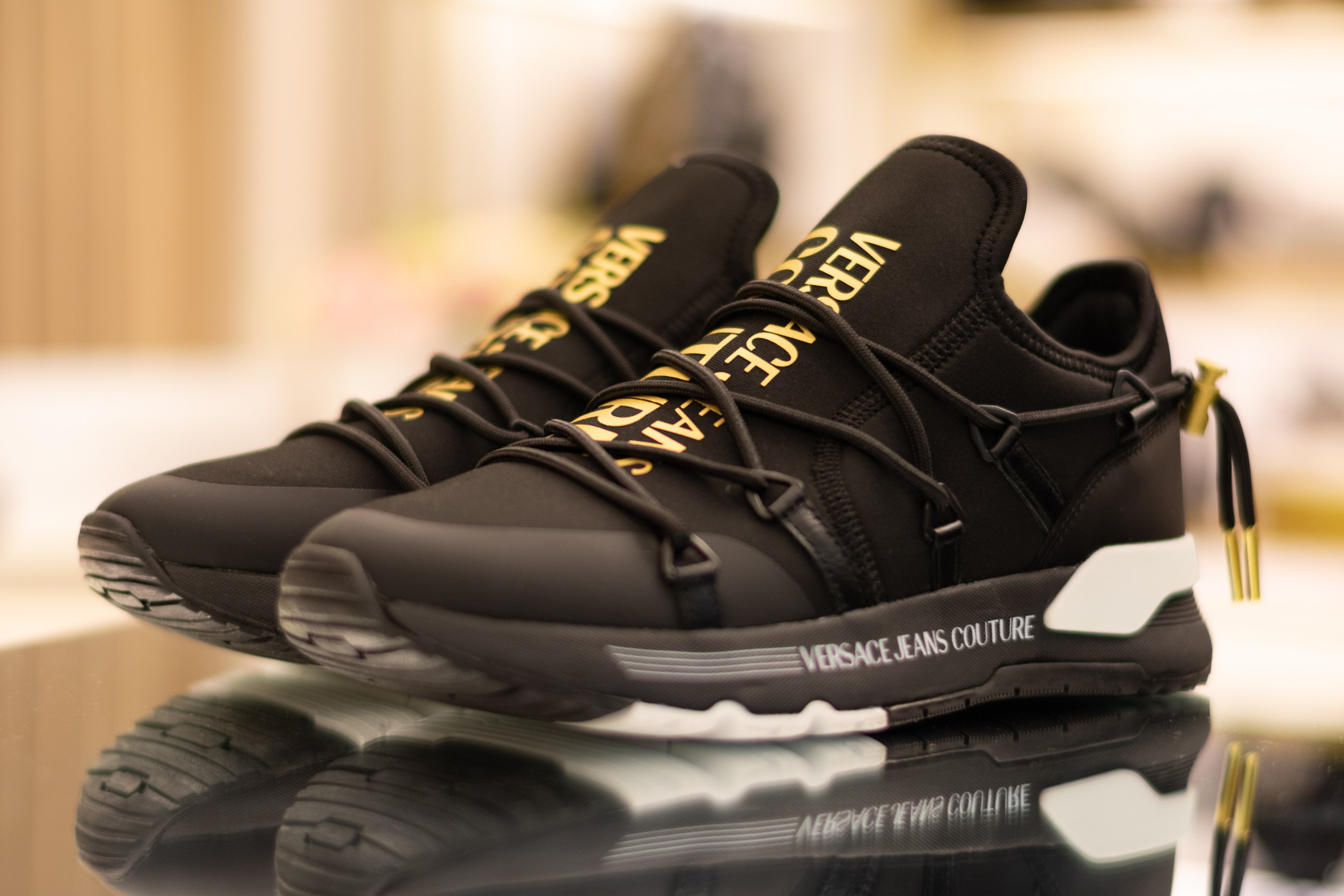 Для организаций. Предметная фотосессия для обувного магазина Capsula. Фотограф/видеограф Богдан Голованов