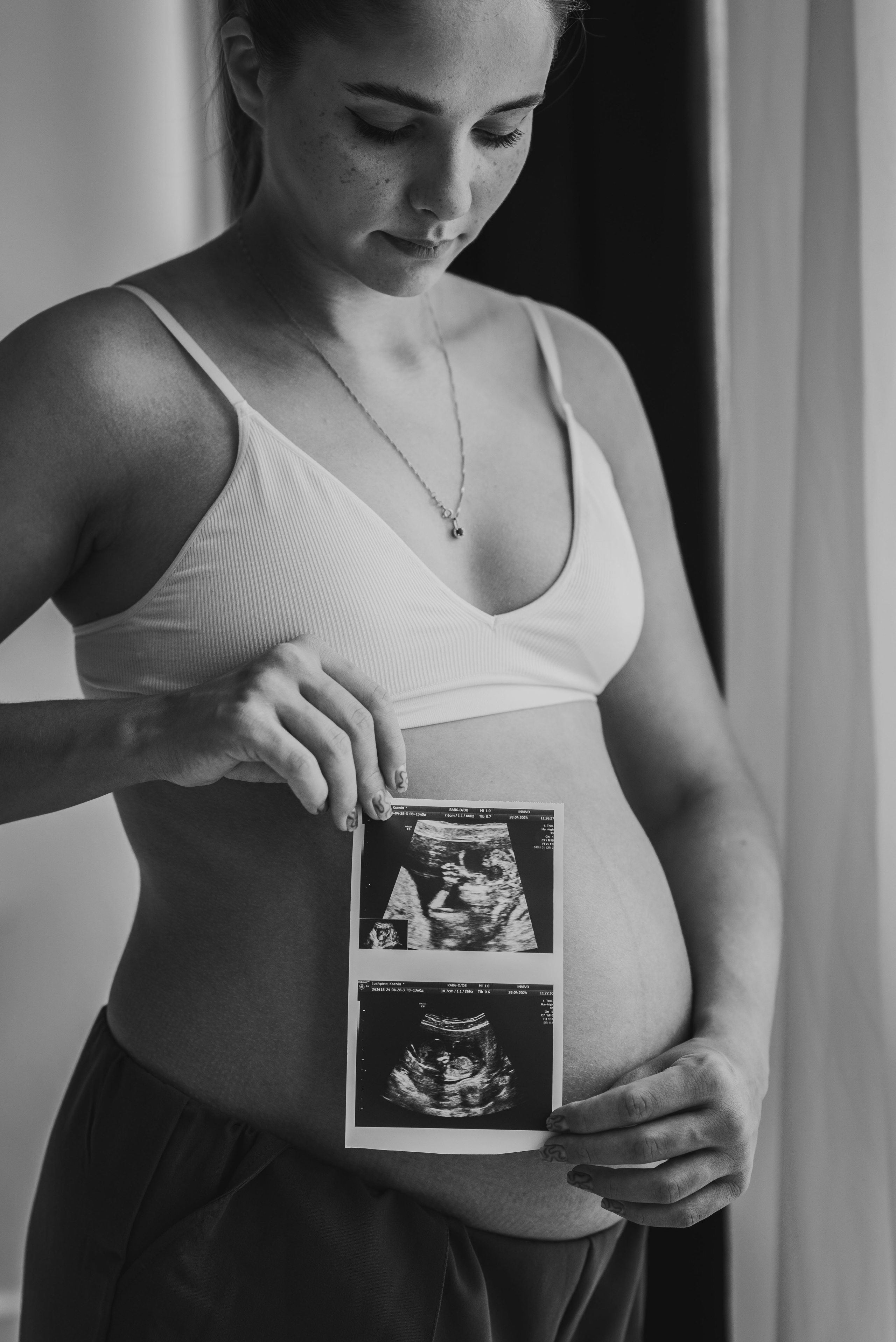 Фотосессия беременности в студии. Семейный фотограф в Домодедово и Москве Елена Пичугина