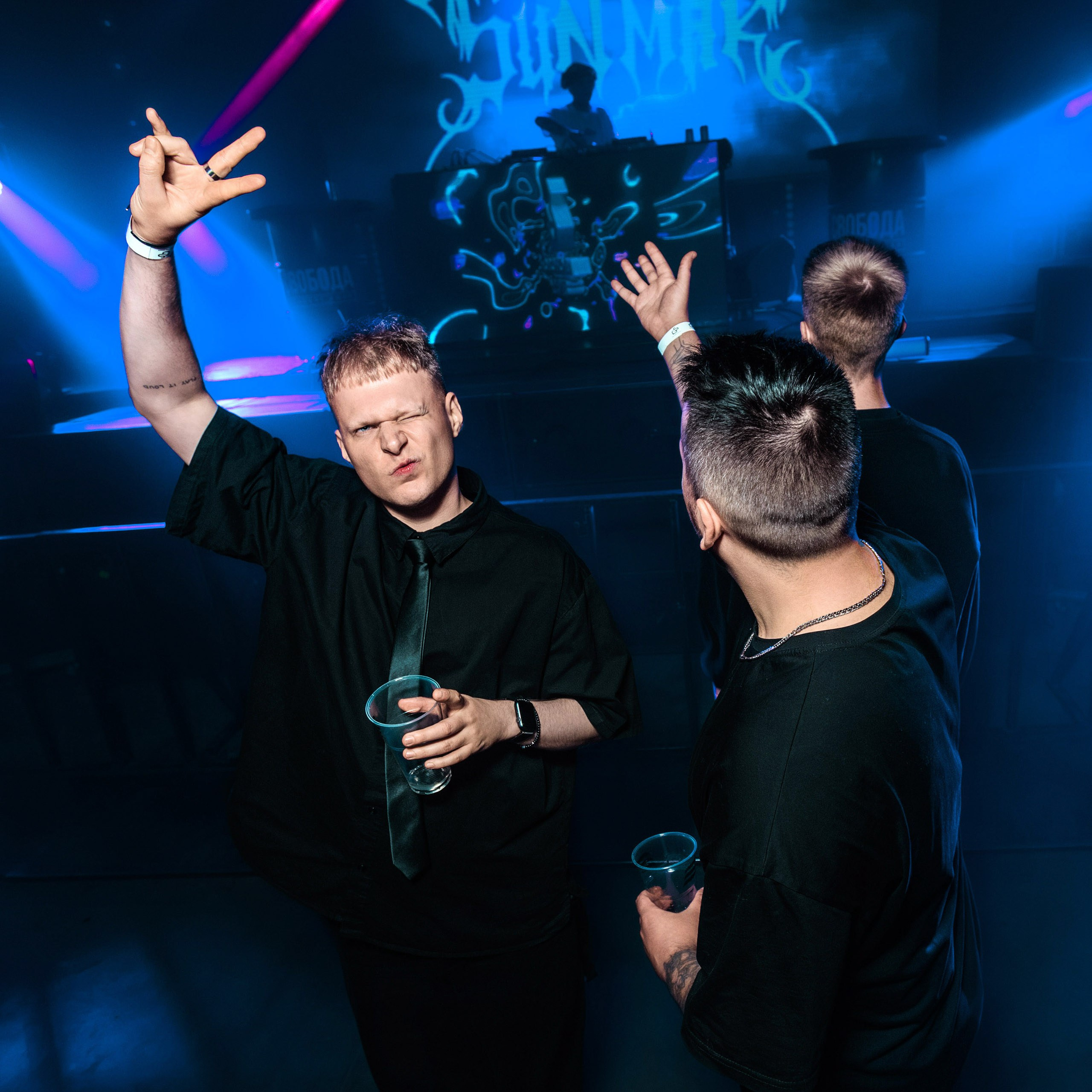 День первокурсника | Свобода. Репортажный фотограф Екатеринбург | Яркий, качественный репортаж | Концерты, клубы, репортаж, праздники, корпоративы