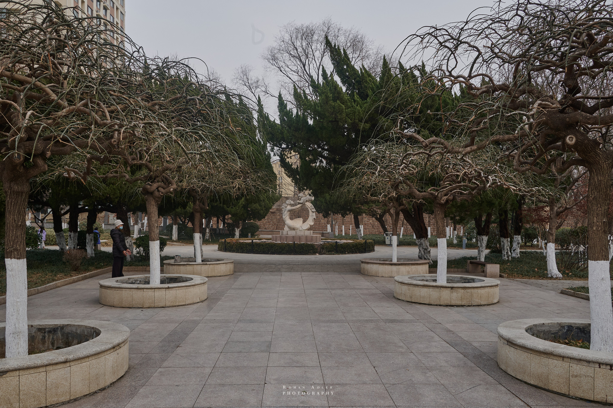 Парки и памятники Циндао. Китай 2024. Фотопроект Китай Русский взгляд. Фотограф Роман Адлер