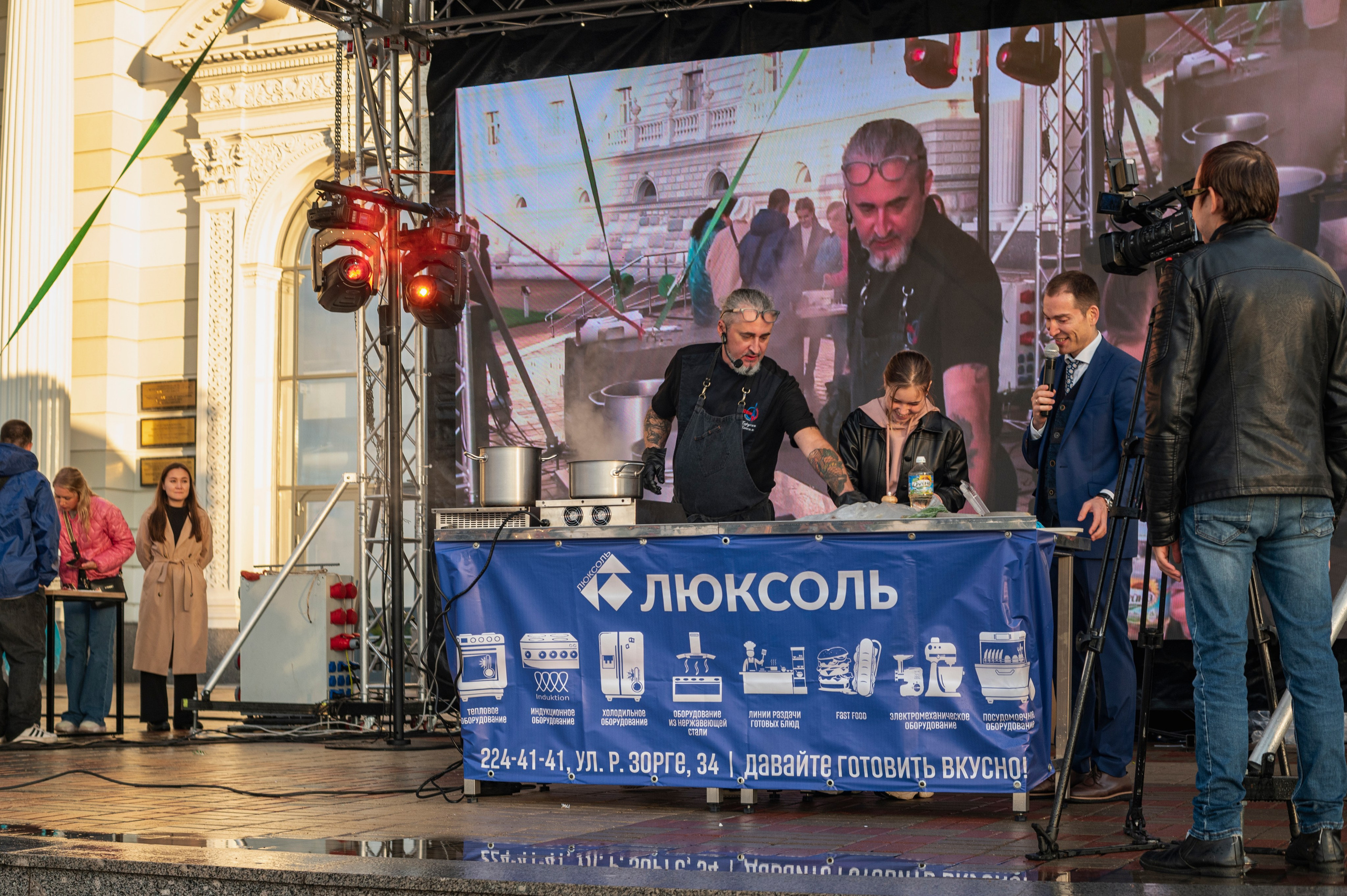 Казань. Сентябрь 2022. Фотограф Роман Адлер